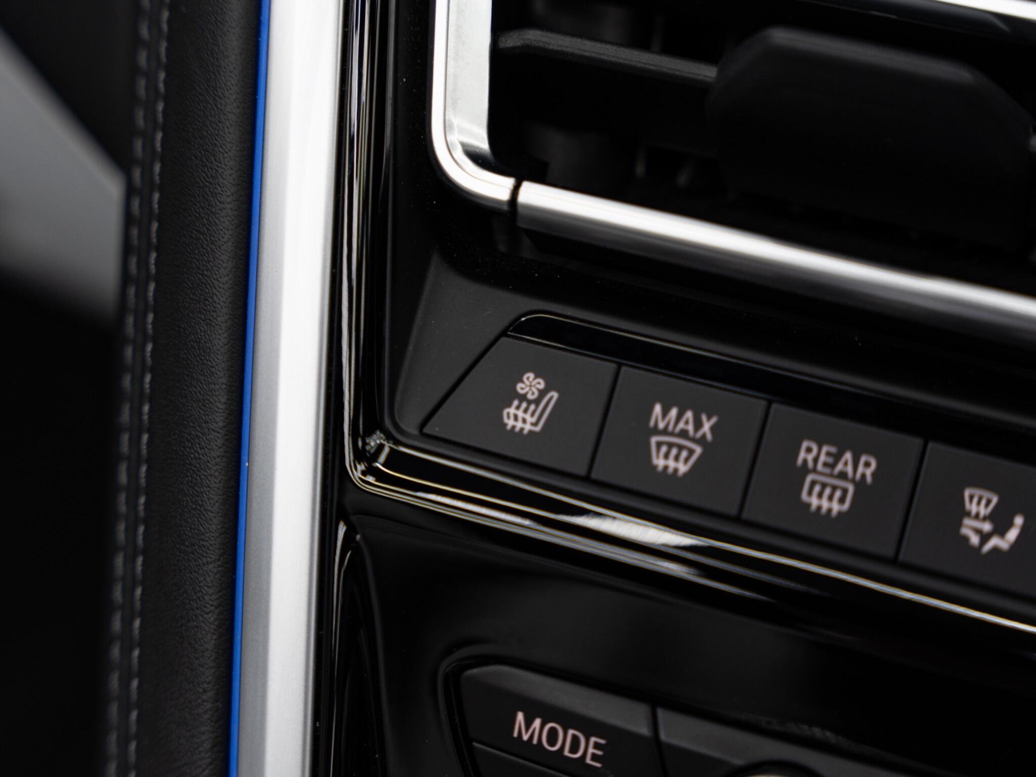 BMW M8 4.4i V8 Competition Steptronic 4WD Euro 6 (s/s) 2dr 2dr Automatic 2025