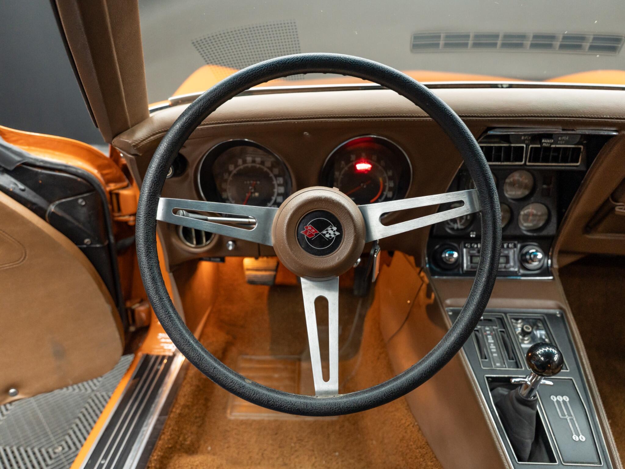 Corvette Stingray 2dr Manual 2026