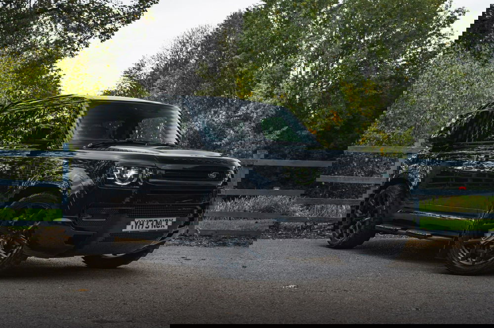 Land Rover DEFENDER 110