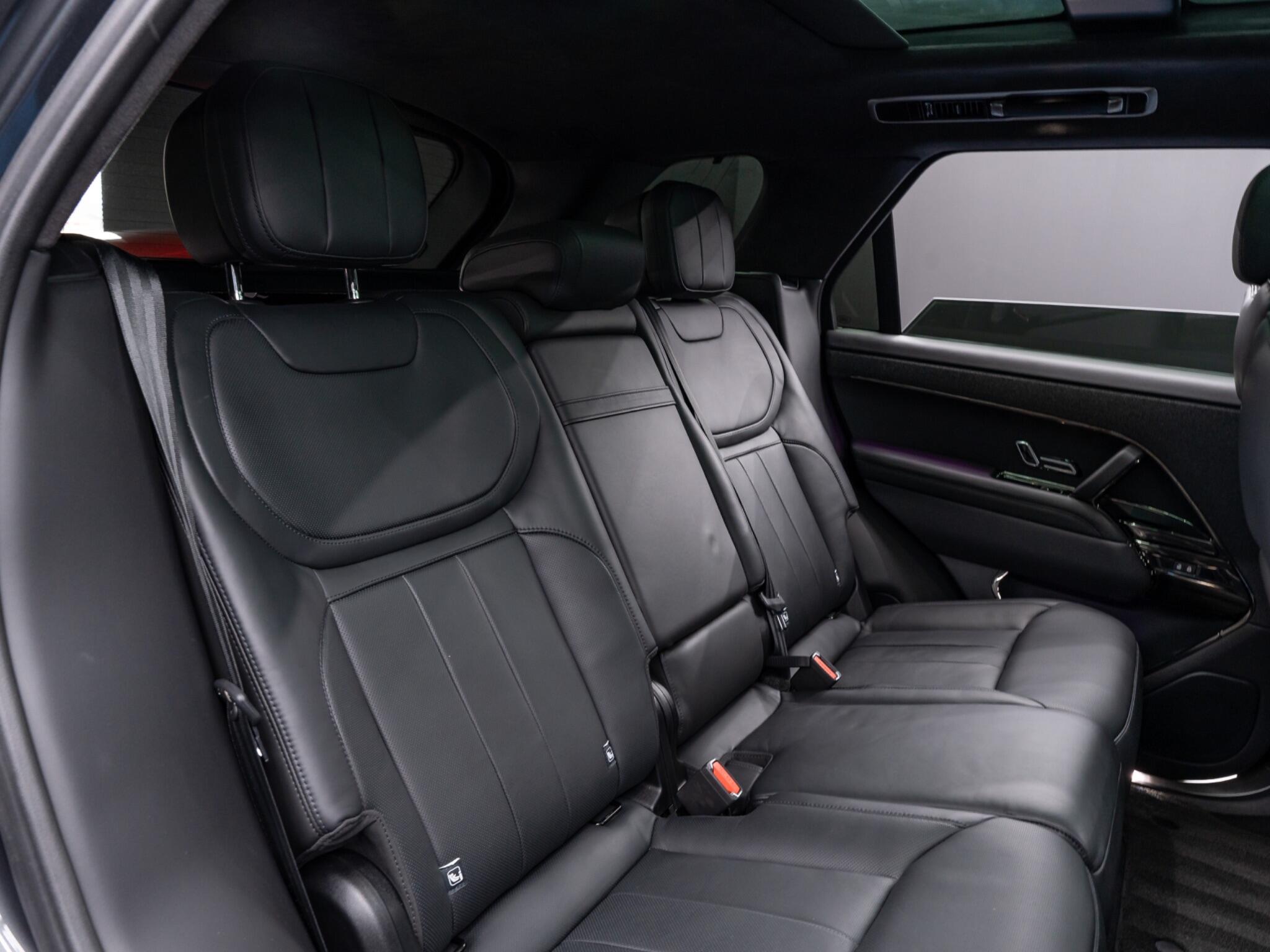 Land Rover Range Rover Sport 3.0 D300 MHEV Autobiography Auto 4WD Euro 6 (s/s) 5dr 5dr Automatic 2026