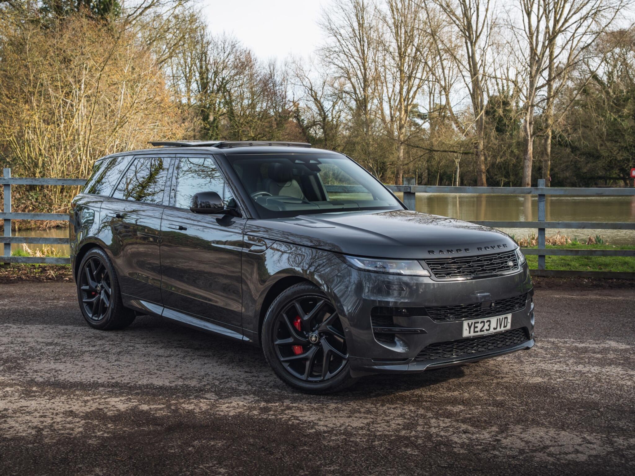 Land Rover Range Rover Sport 3.0 D300 MHEV Autobiography Auto 4WD Euro 6 (s/s) 5dr 5dr Automatic 2026