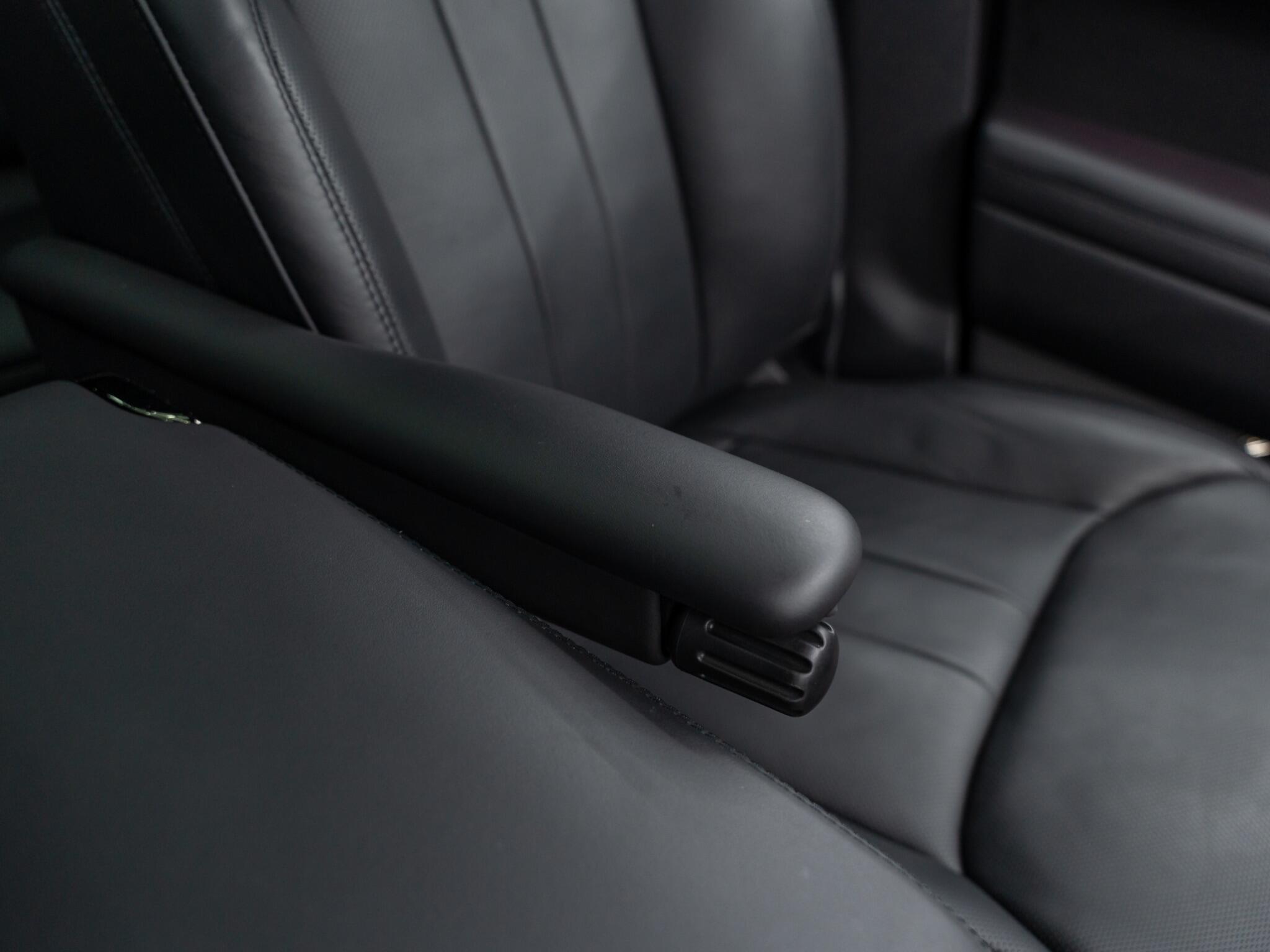 Land Rover Range Rover Sport 3.0 D300 MHEV Autobiography Auto 4WD Euro 6 (s/s) 5dr 5dr Automatic 2026