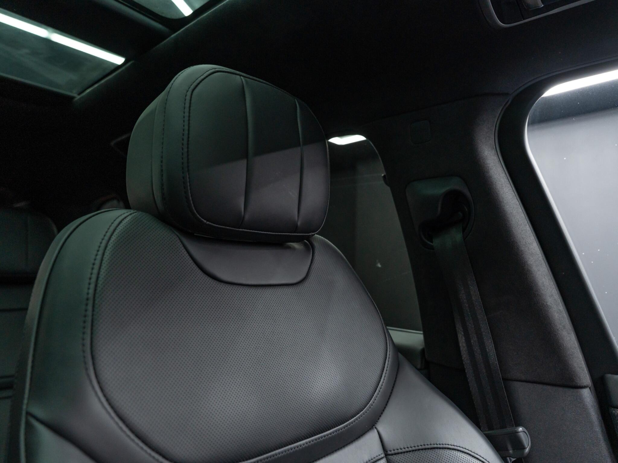 Land Rover Range Rover Sport 3.0 D300 MHEV Autobiography Auto 4WD Euro 6 (s/s) 5dr 5dr Automatic 2026