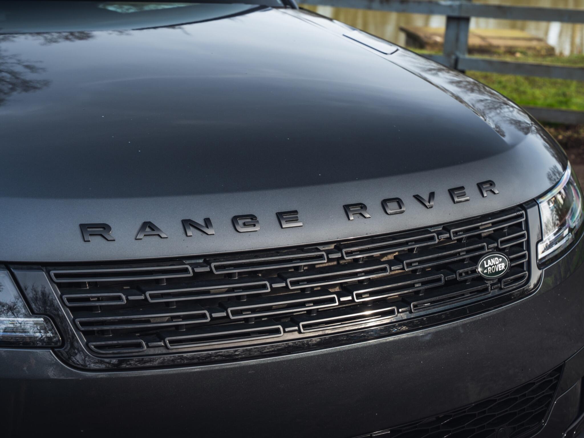 Land Rover Range Rover Sport 3.0 D300 MHEV Autobiography Auto 4WD Euro 6 (s/s) 5dr 5dr Automatic 2026