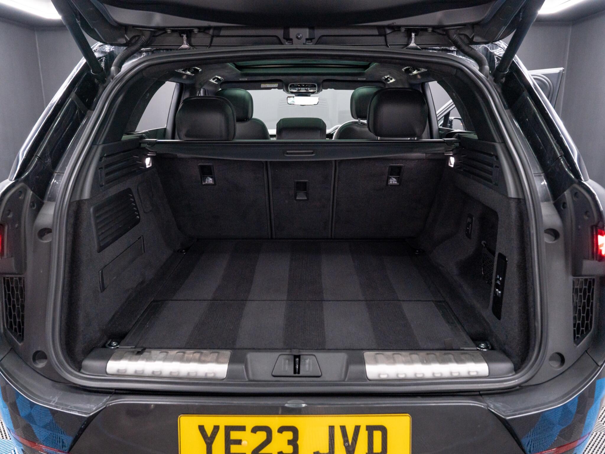 Land Rover Range Rover Sport 3.0 D300 MHEV Autobiography Auto 4WD Euro 6 (s/s) 5dr 5dr Automatic 2026