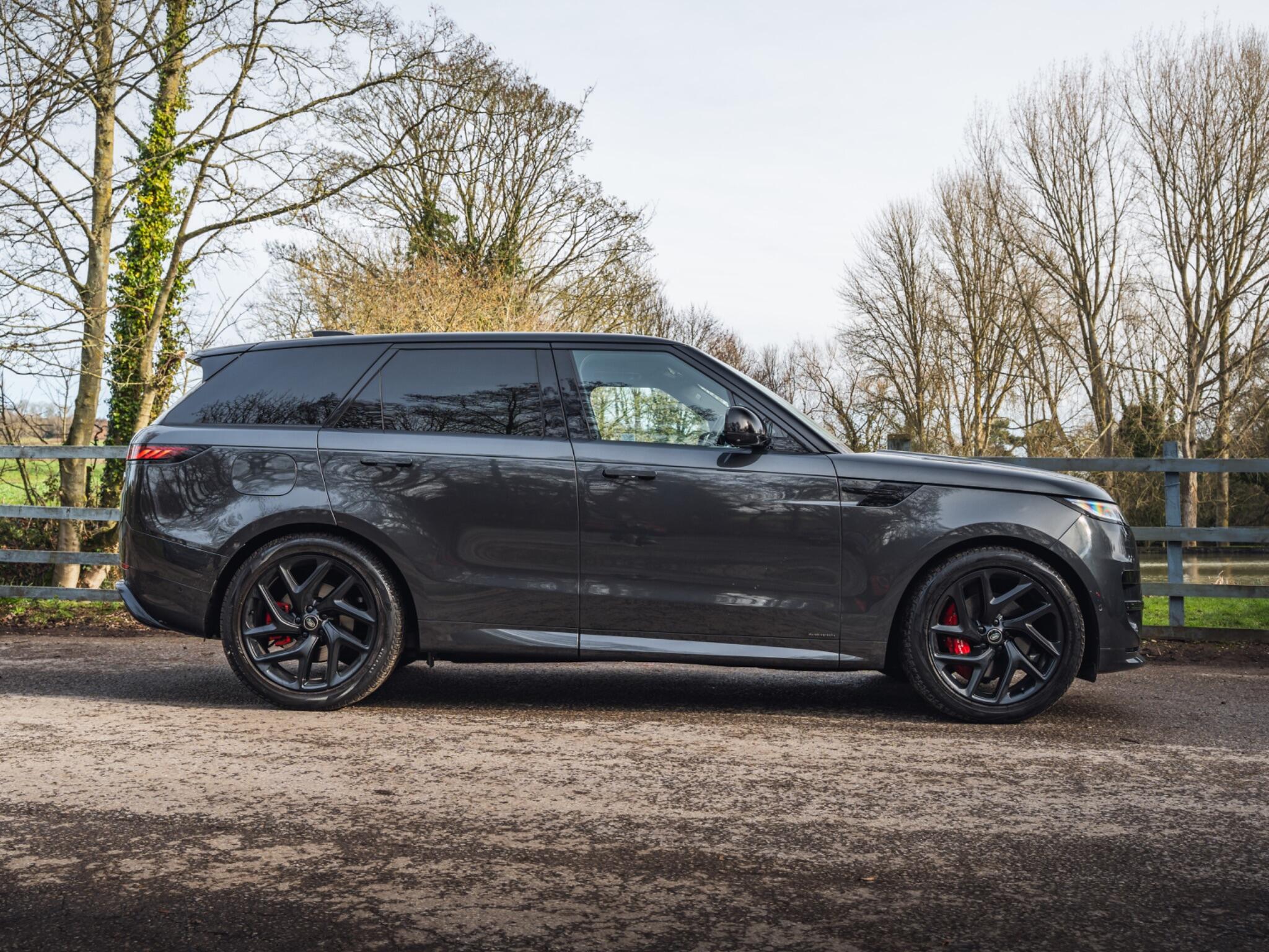 Land Rover Range Rover Sport 3.0 D300 MHEV Autobiography Auto 4WD Euro 6 (s/s) 5dr 5dr Automatic 2026