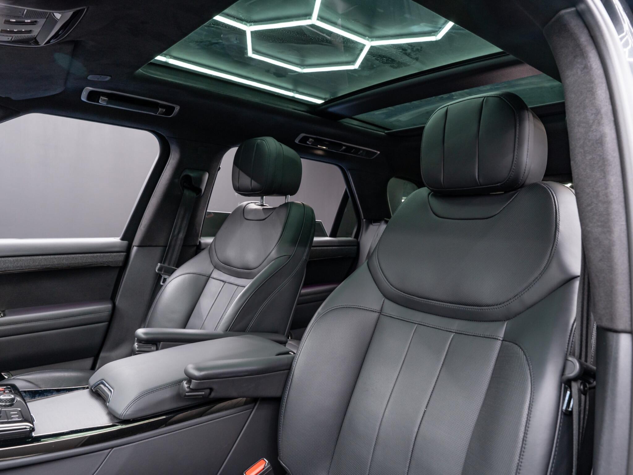 Land Rover Range Rover Sport 3.0 D300 MHEV Autobiography Auto 4WD Euro 6 (s/s) 5dr 5dr Automatic 2026