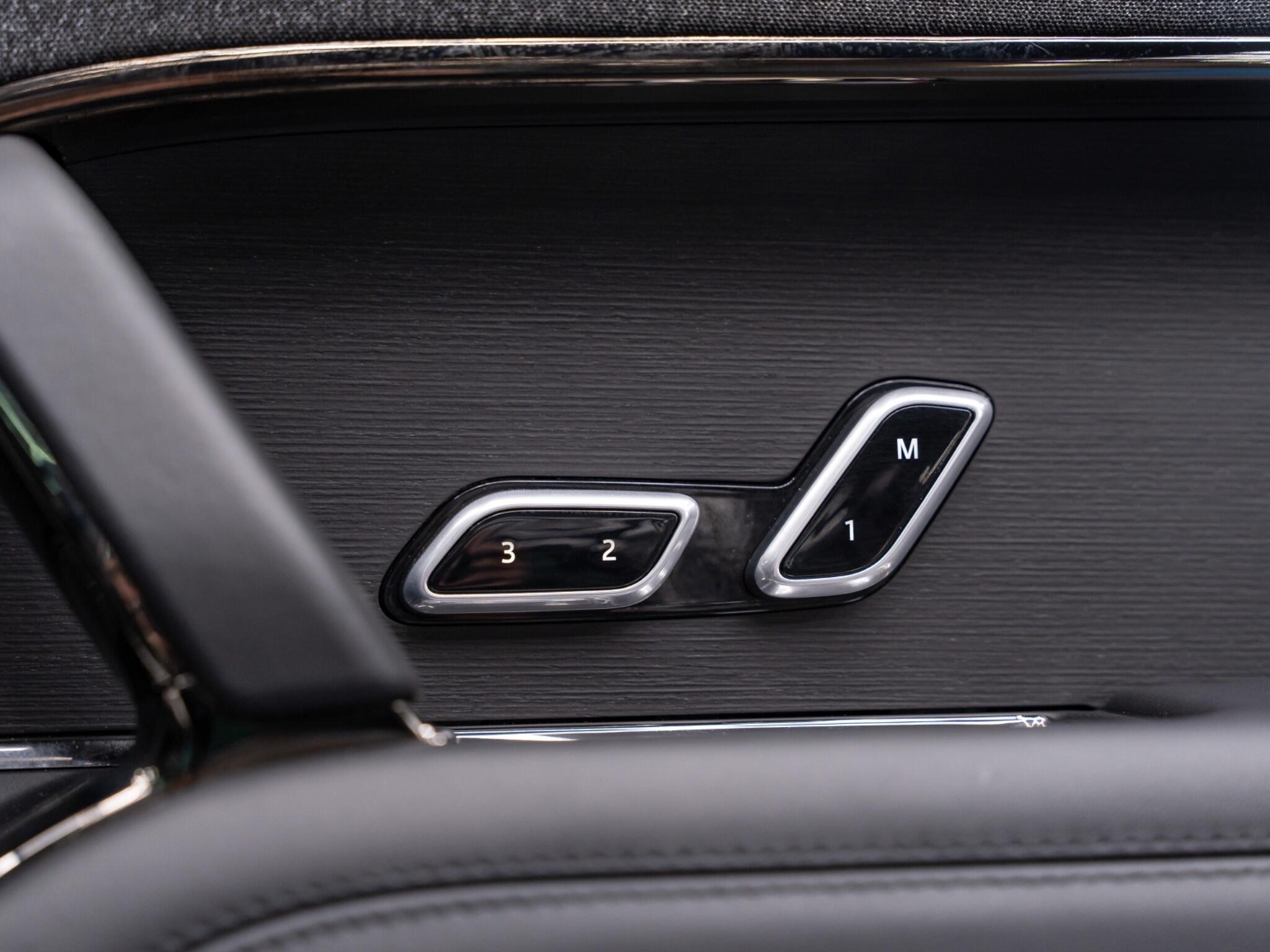 Land Rover Range Rover Sport 3.0 D300 MHEV Autobiography Auto 4WD Euro 6 (s/s) 5dr 5dr Automatic 2026