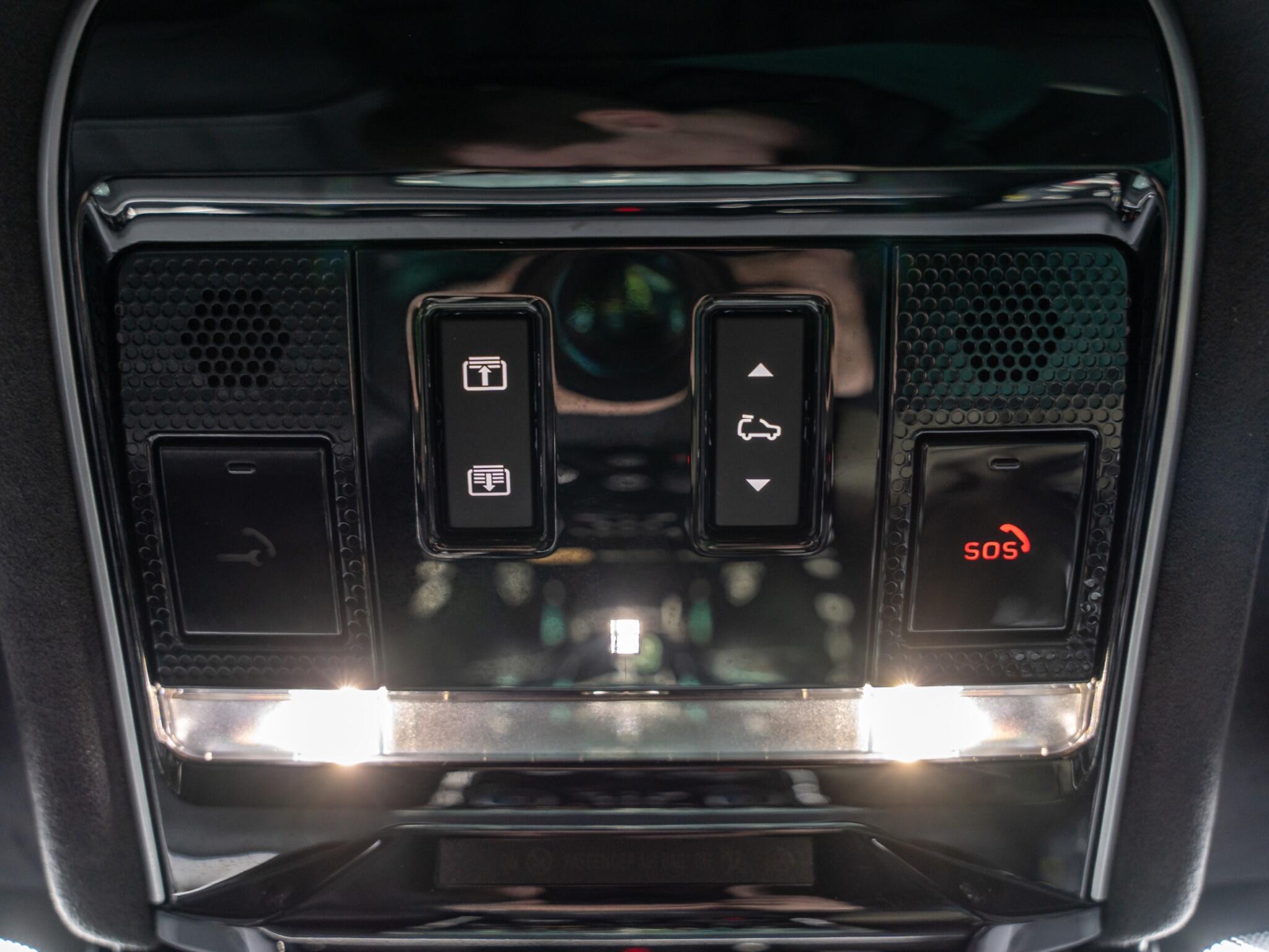 Land Rover Range Rover Sport 3.0 D300 MHEV Autobiography Auto 4WD Euro 6 (s/s) 5dr 5dr Automatic 2026