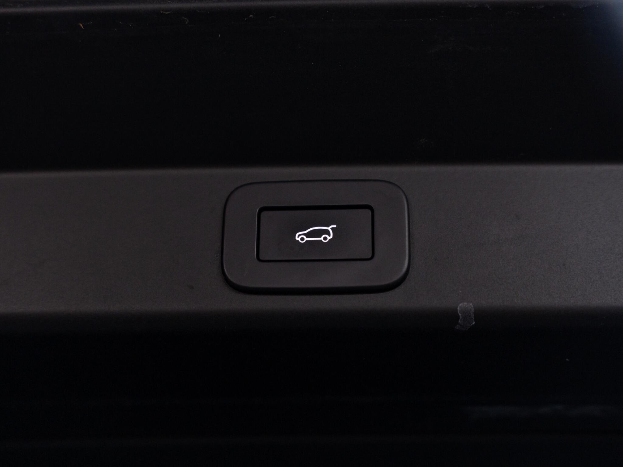 Land Rover Range Rover Sport 3.0 D300 MHEV Autobiography Auto 4WD Euro 6 (s/s) 5dr 5dr Automatic 2026