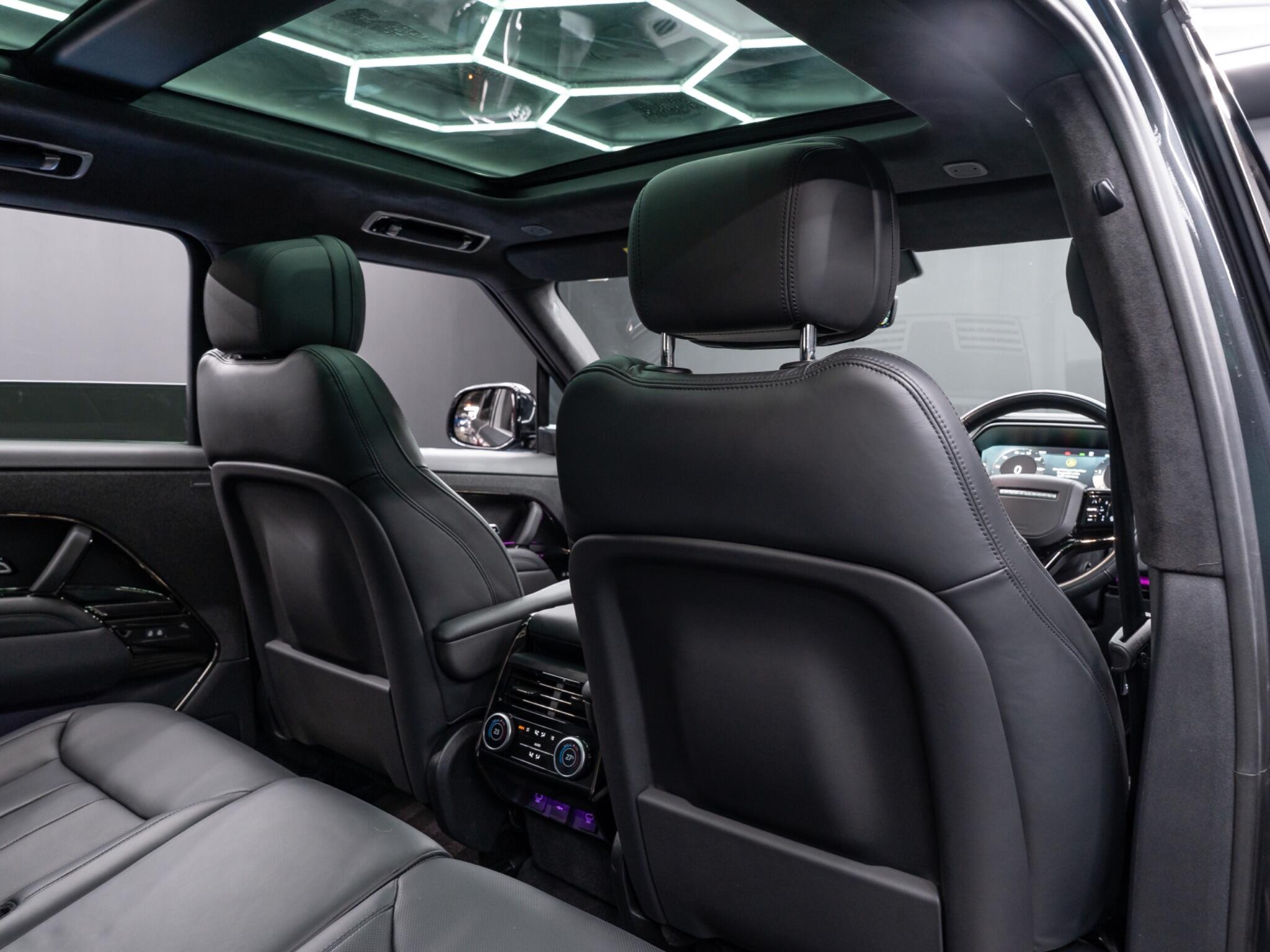 Land Rover Range Rover Sport 3.0 D300 MHEV Autobiography Auto 4WD Euro 6 (s/s) 5dr 5dr Automatic 2026