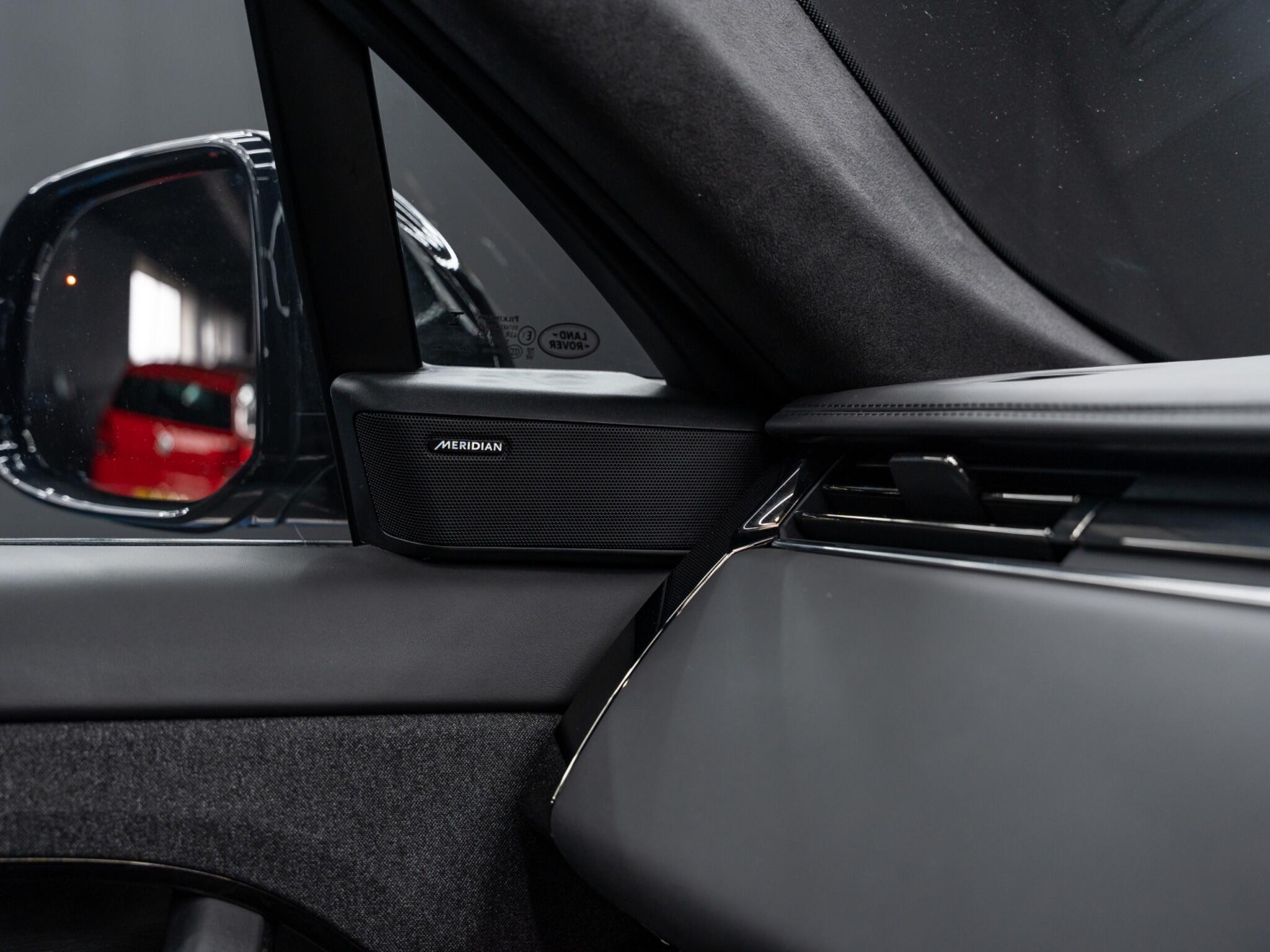 Land Rover Range Rover Sport 3.0 D300 MHEV Autobiography Auto 4WD Euro 6 (s/s) 5dr 5dr Automatic 2026