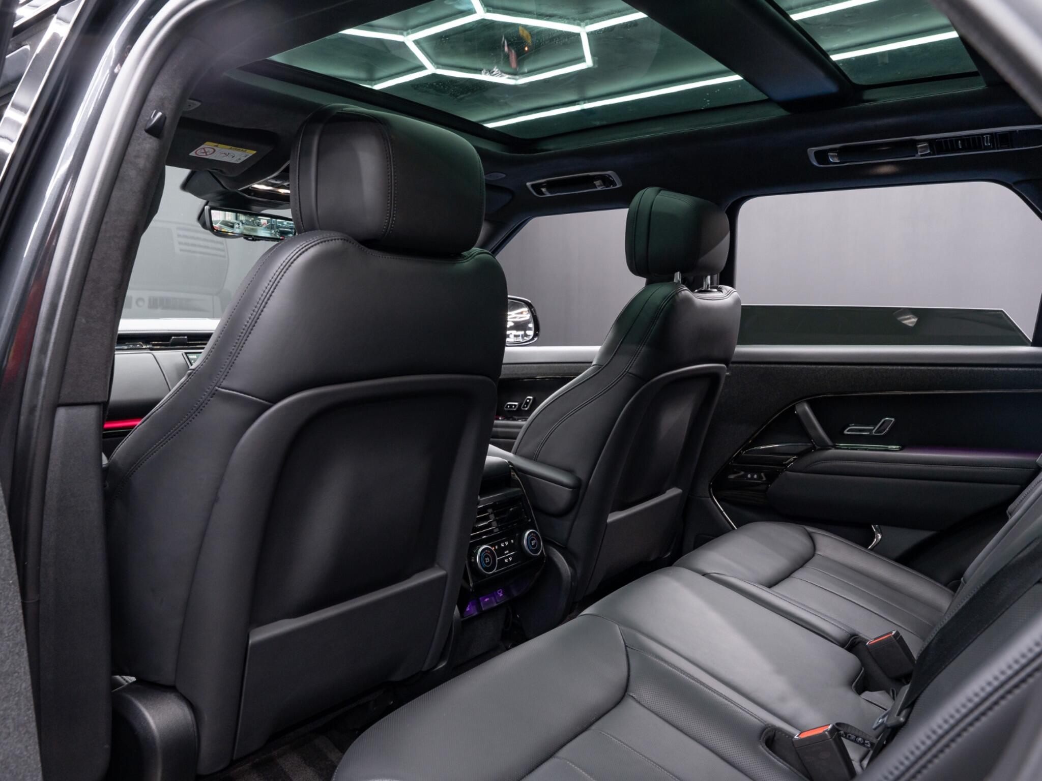 Land Rover Range Rover Sport 3.0 D300 MHEV Autobiography Auto 4WD Euro 6 (s/s) 5dr 5dr Automatic 2026