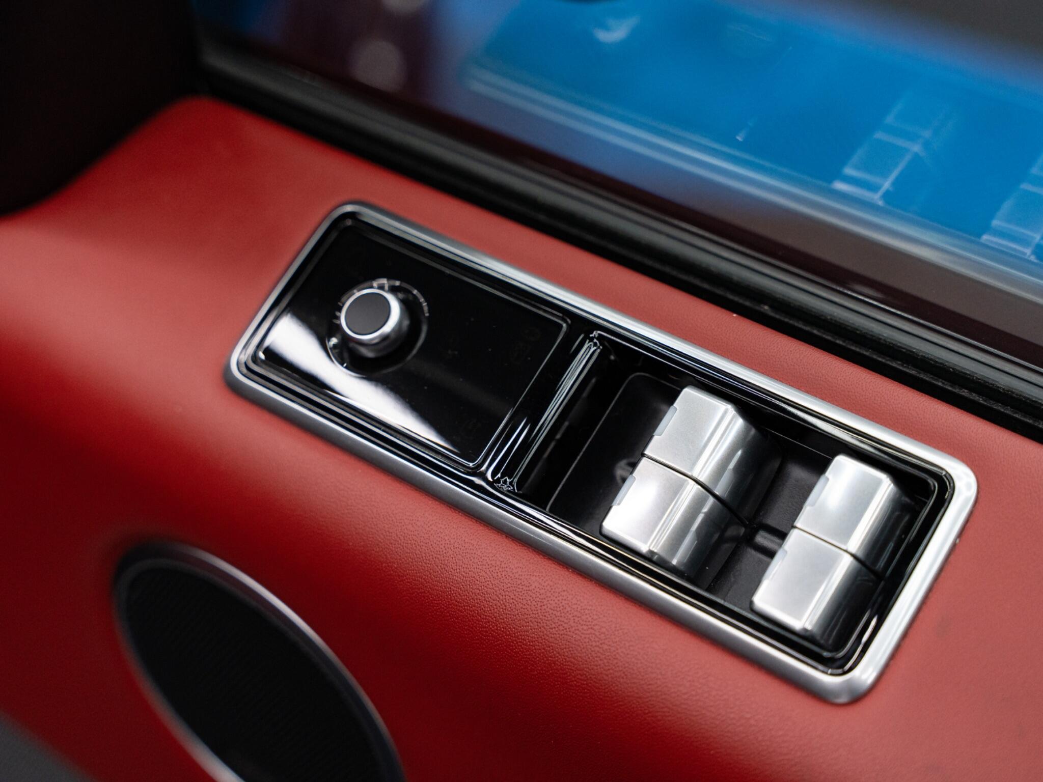 Land Rover Range Rover Sport 3.0 D300 MHEV HSE Dynamic Auto 4WD Euro 6 (s/s) 5dr 5dr Automatic 2025