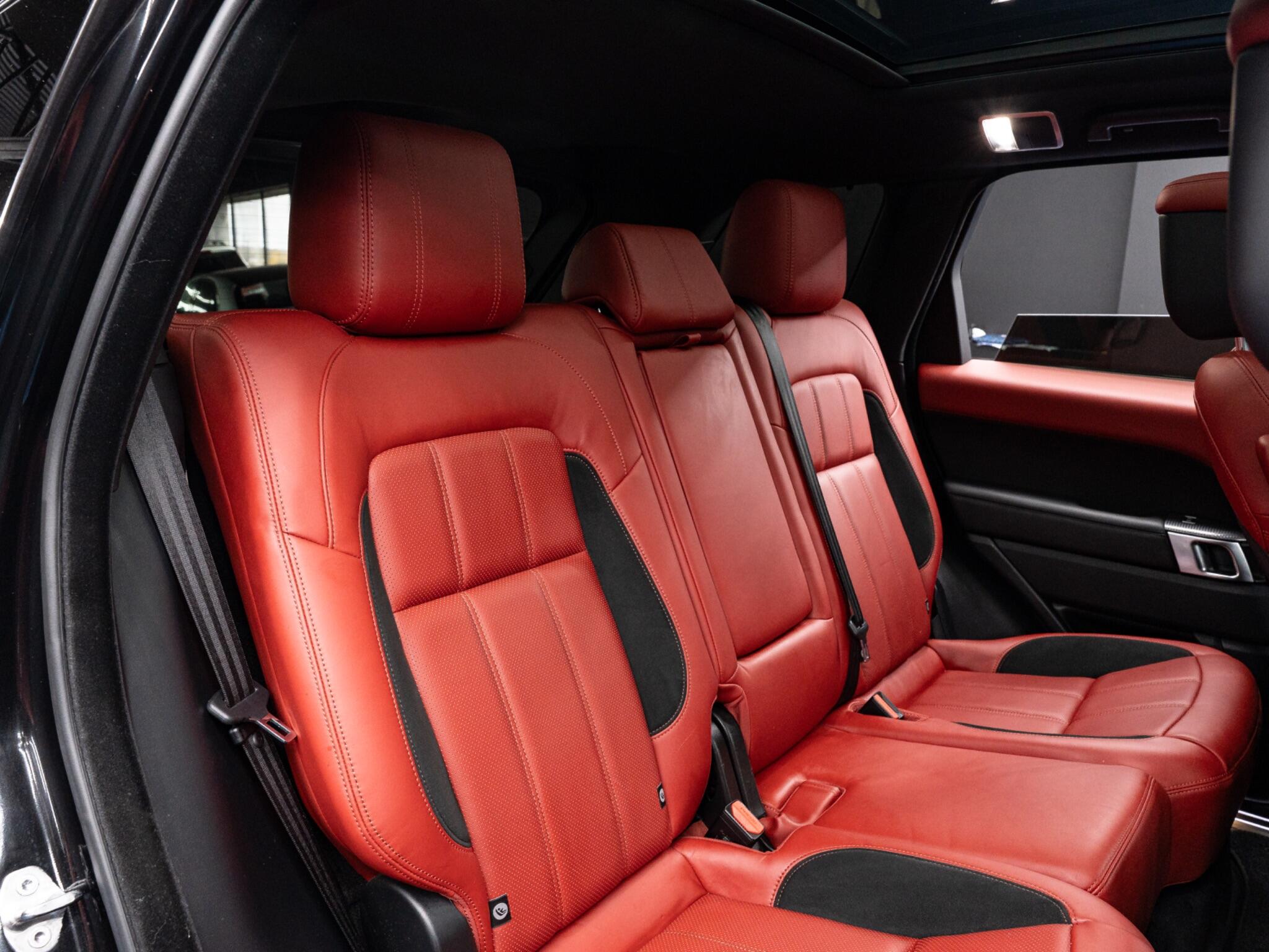 Land Rover Range Rover Sport 3.0 D300 MHEV HSE Dynamic Auto 4WD Euro 6 (s/s) 5dr 5dr Automatic 2025