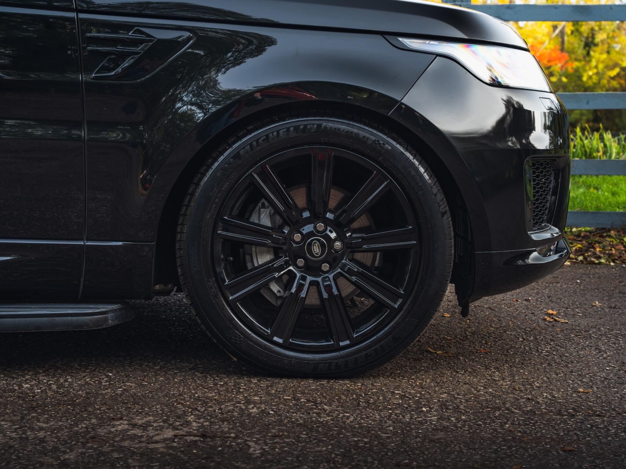 Land Rover Range Rover Sport 3.0 D300 MHEV HSE Dynamic Auto 4WD Euro 6 (s/s) 5dr 5dr Automatic 2025