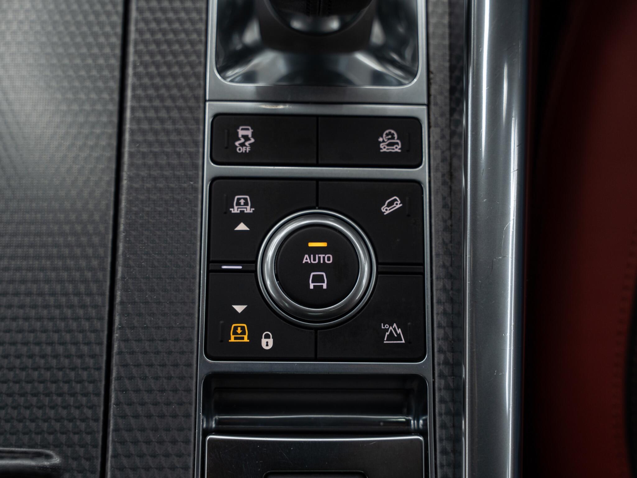 Land Rover Range Rover Sport 3.0 D300 MHEV HSE Dynamic Auto 4WD Euro 6 (s/s) 5dr 5dr Automatic 2025