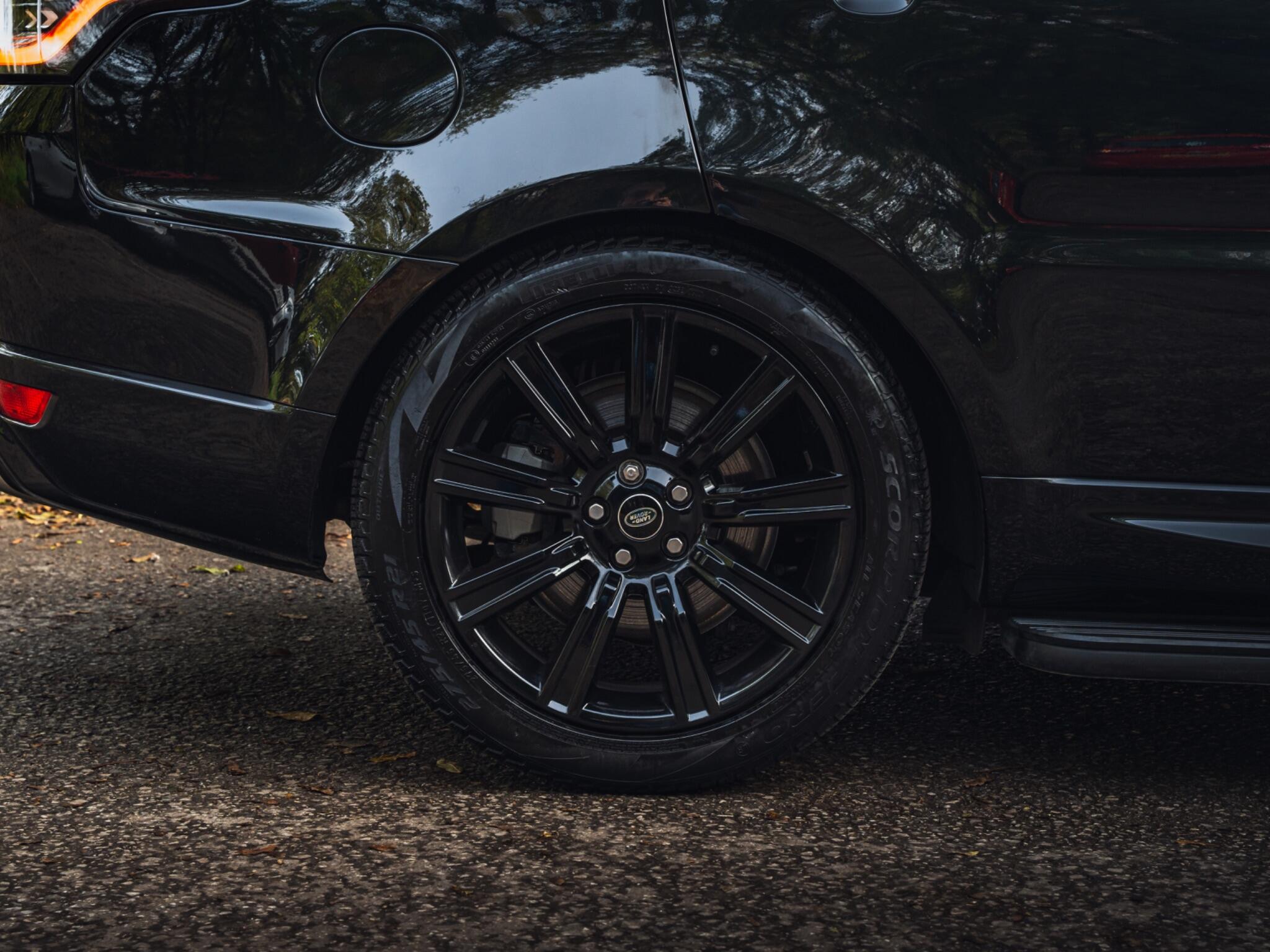 Land Rover Range Rover Sport 3.0 D300 MHEV HSE Dynamic Auto 4WD Euro 6 (s/s) 5dr 5dr Automatic 2025