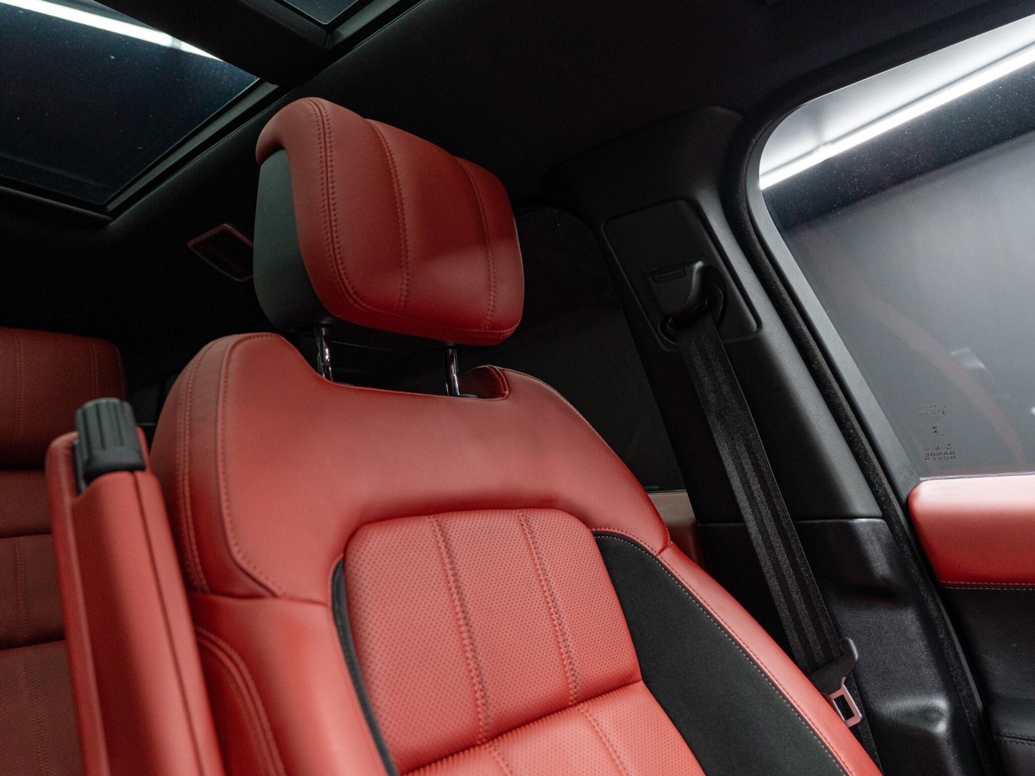 Land Rover Range Rover Sport 3.0 D300 MHEV HSE Dynamic Auto 4WD Euro 6 (s/s) 5dr 5dr Automatic 2025