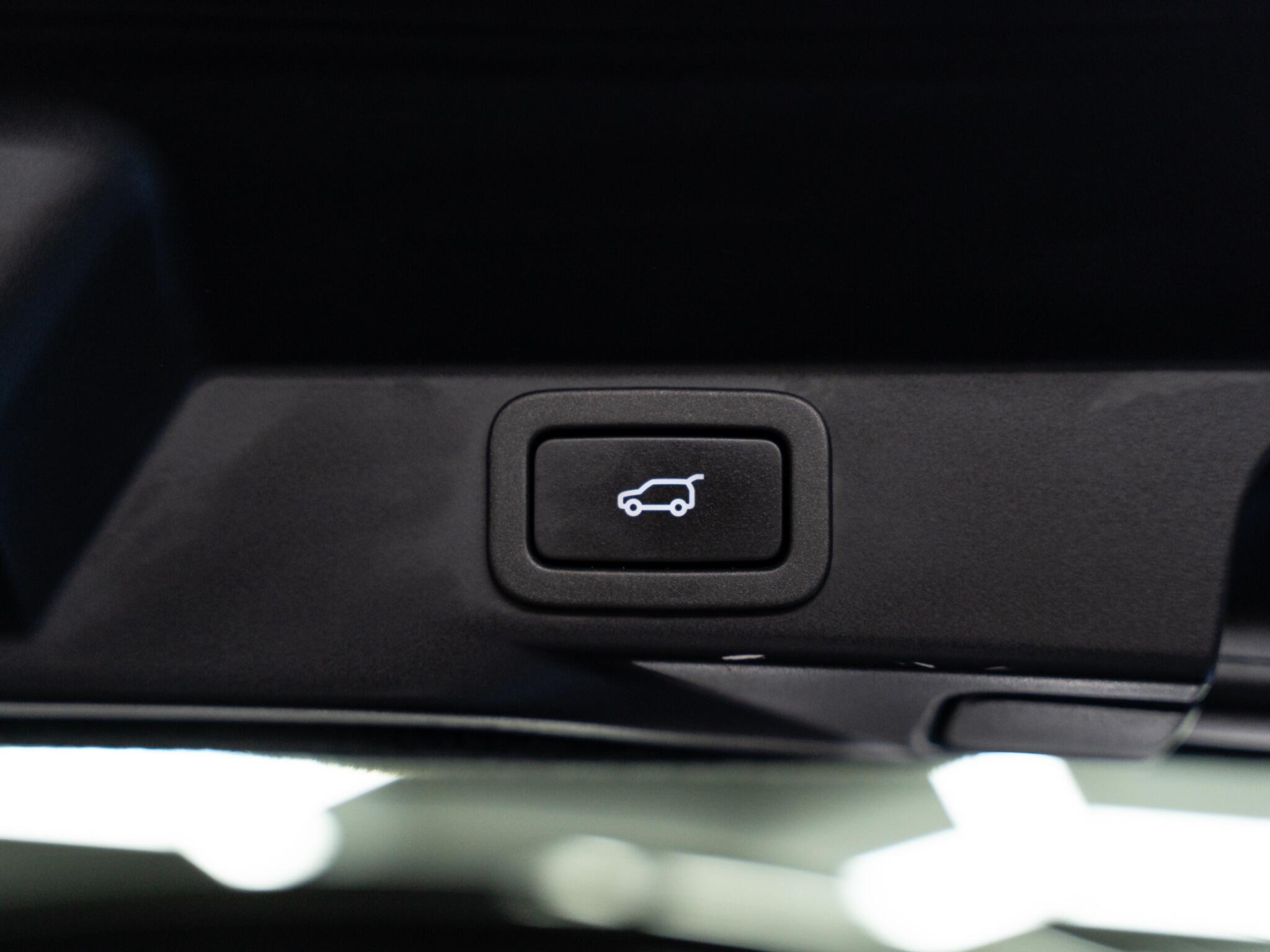 Land Rover Range Rover Sport 3.0 D300 MHEV HSE Dynamic Auto 4WD Euro 6 (s/s) 5dr 5dr Automatic 2025