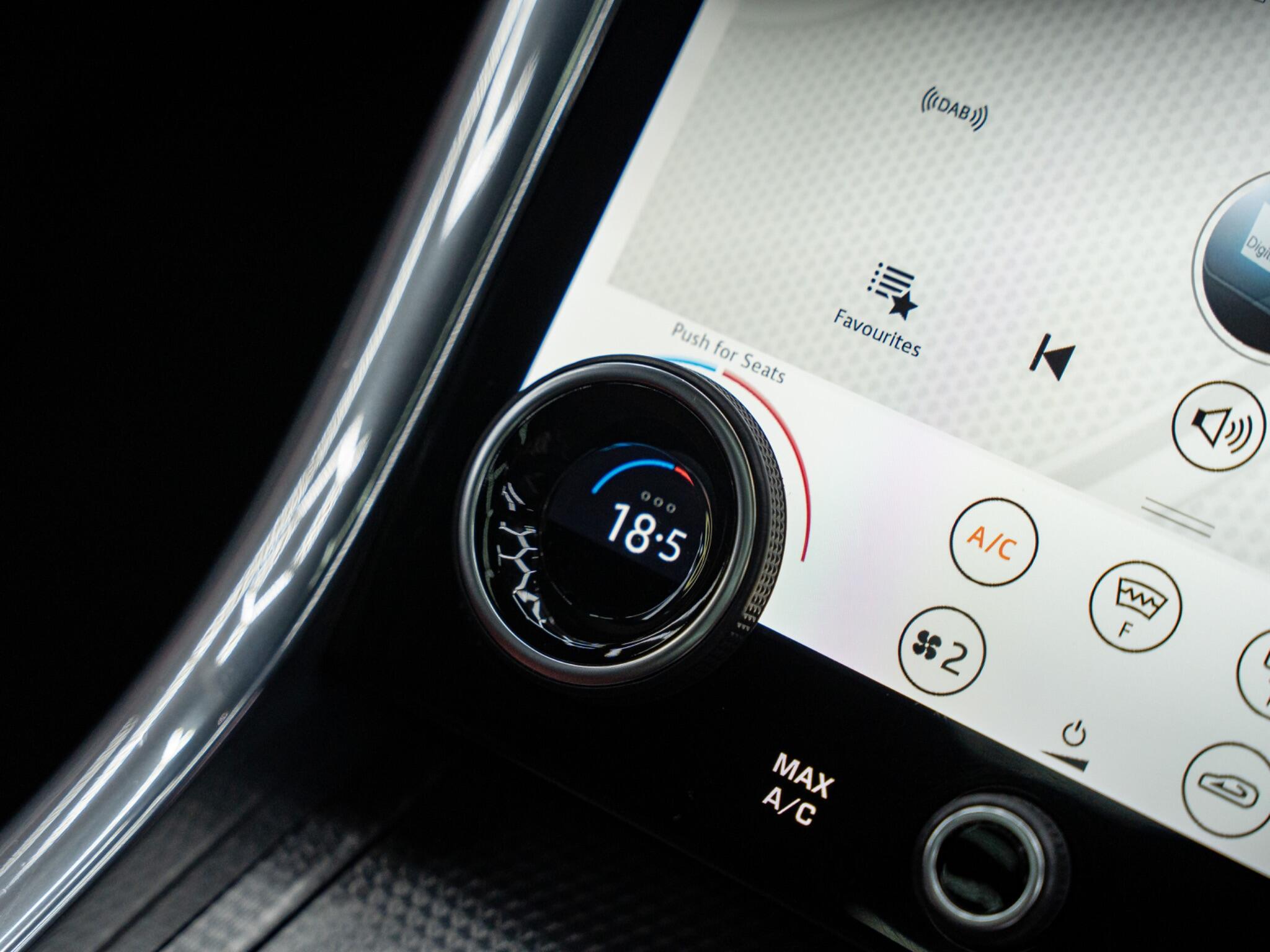 Land Rover Range Rover Sport 3.0 D300 MHEV HSE Dynamic Auto 4WD Euro 6 (s/s) 5dr 5dr Automatic 2025