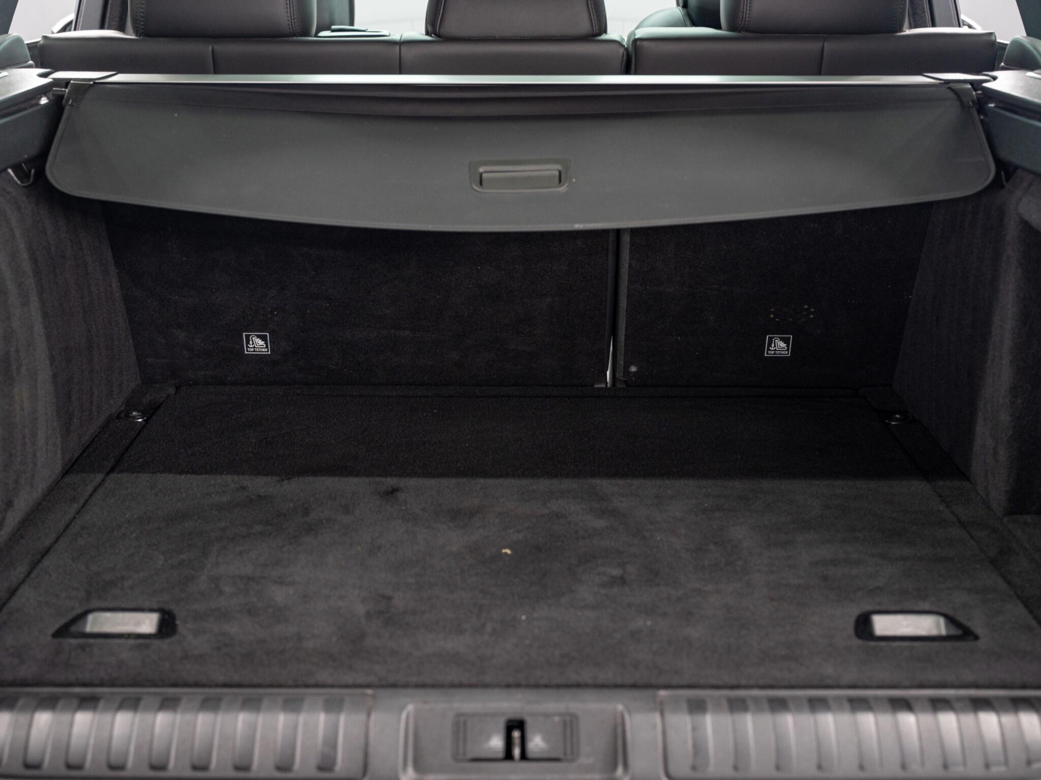 Land Rover Range Rover Sport 3.0 D300 MHEV HSE Dynamic Black Auto 4WD Euro 6 (s/s) 5dr 5dr Automatic 2025