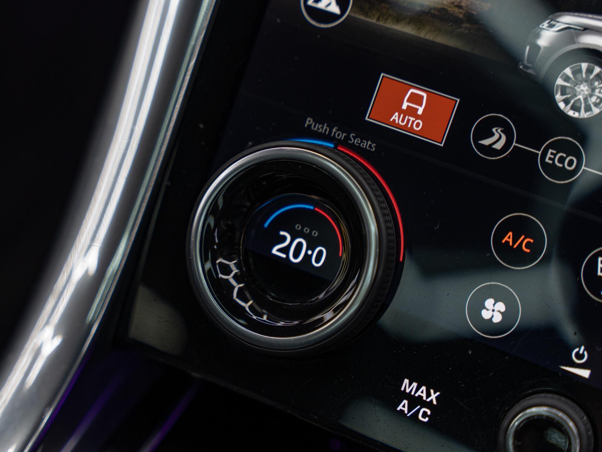 Land Rover Range Rover Sport 3.0 D300 MHEV HSE Dynamic Black Auto 4WD Euro 6 (s/s) 5dr 5dr Automatic 2025