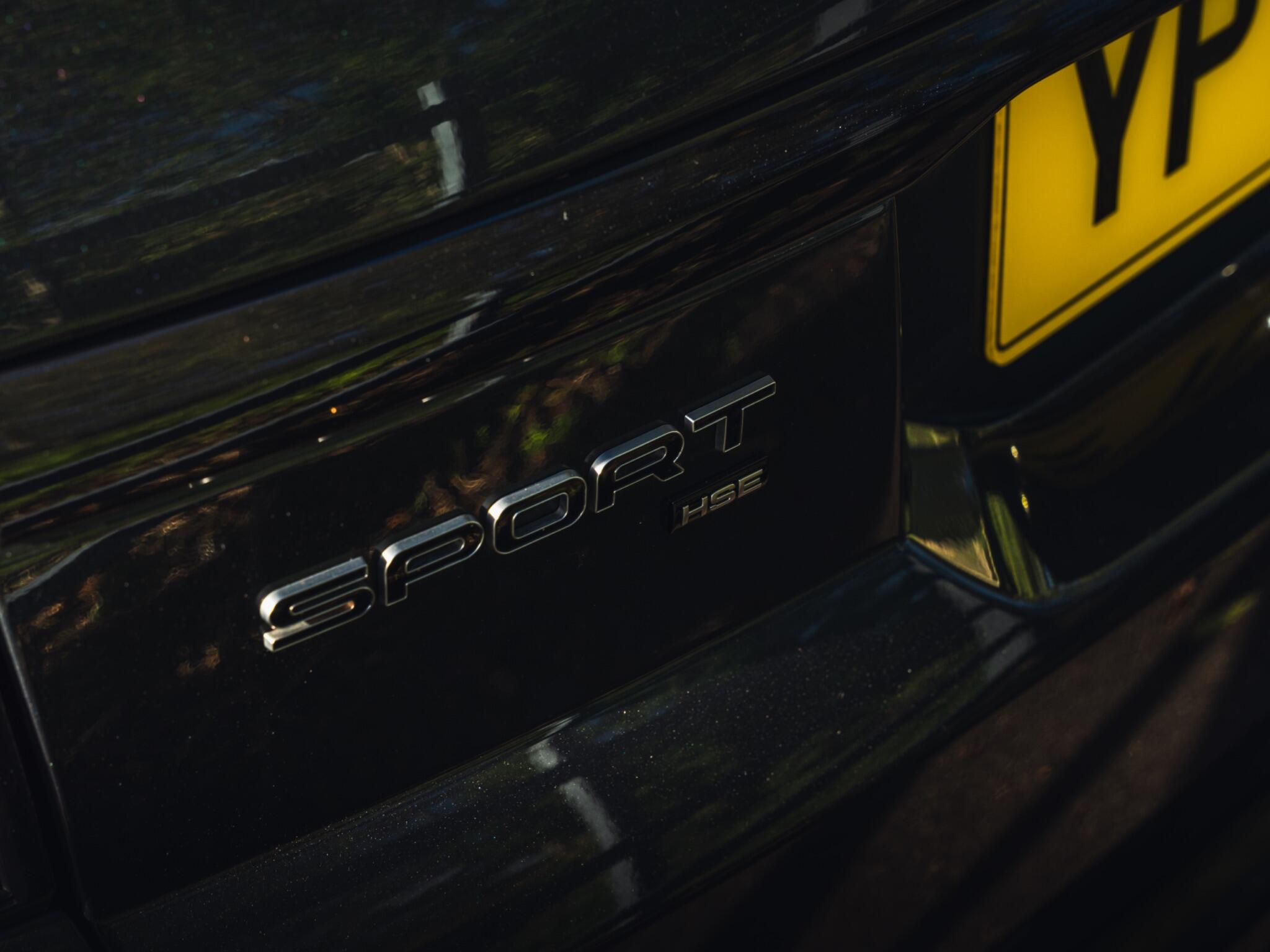 Land Rover Range Rover Sport 3.0 D300 MHEV HSE Dynamic Black Auto 4WD Euro 6 (s/s) 5dr 5dr Automatic 2025