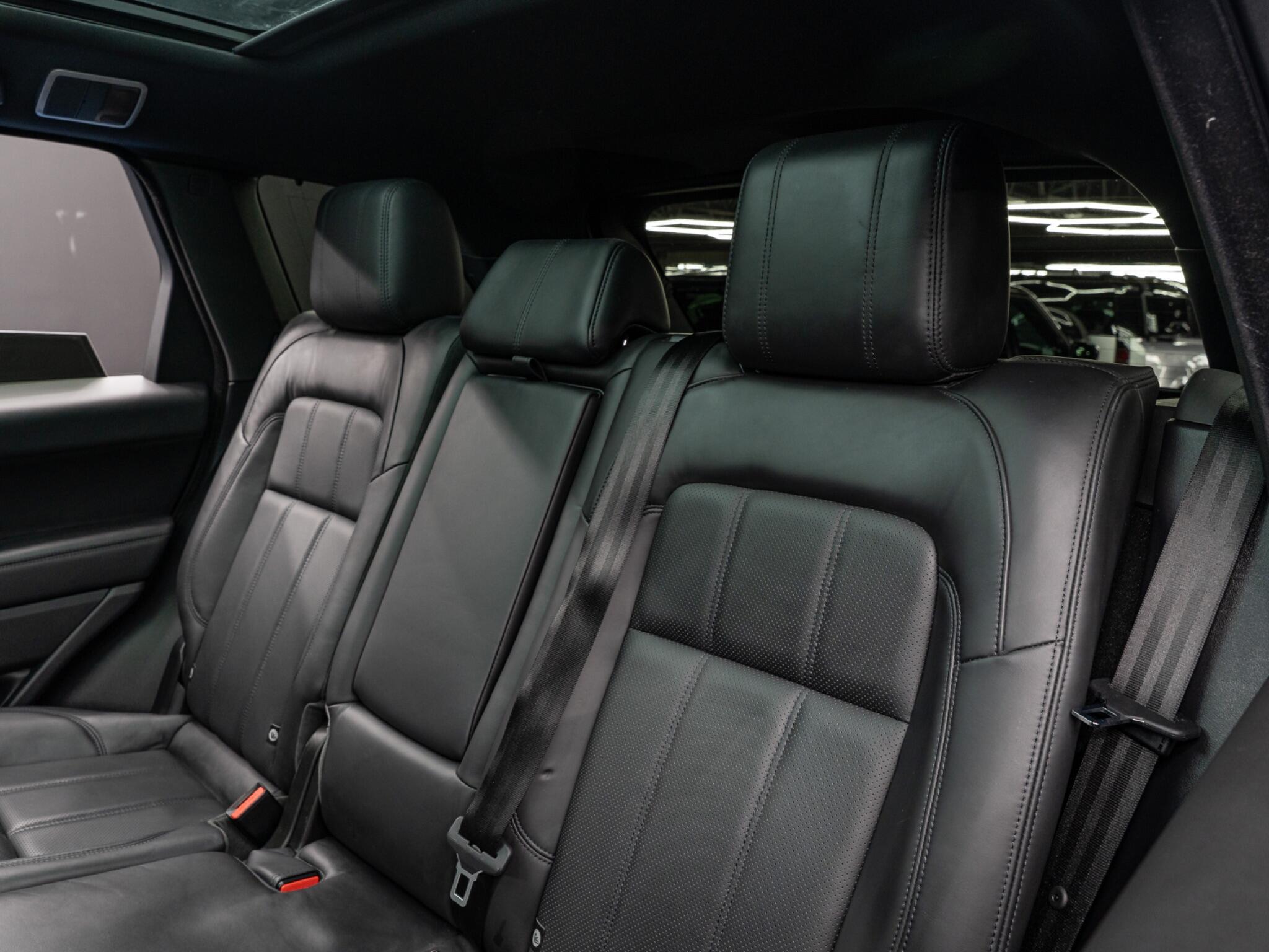 Land Rover Range Rover Sport 3.0 D300 MHEV HSE Dynamic Black Auto 4WD Euro 6 (s/s) 5dr 5dr Automatic 2025