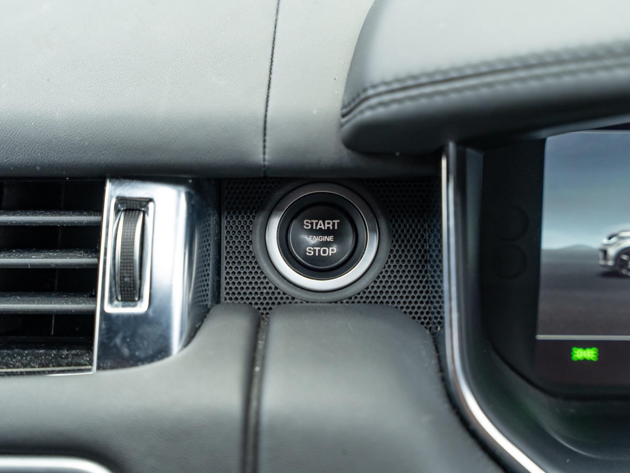 Land Rover Range Rover Sport 5.0 P575 V8 SVR Auto 4WD Euro 6 (s/s) 5dr 5dr Automatic 2026