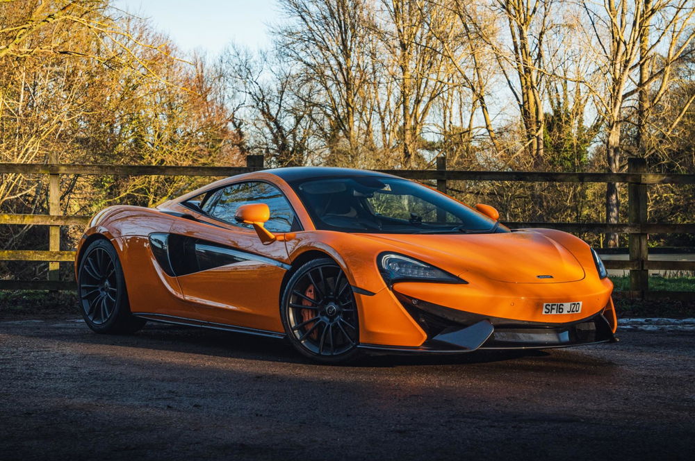 McLaren 570S