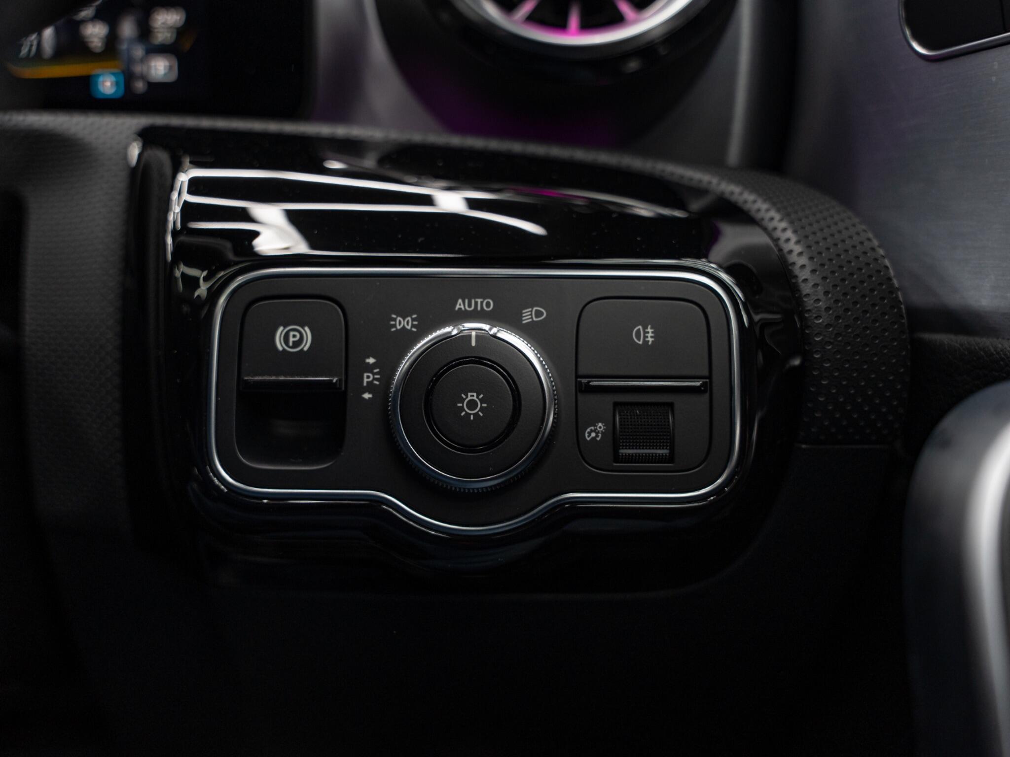 Mercedes-Benz A Class 2.0 A35 AMG (Premium Plus) 7G-DCT 4MATIC Euro 6 (s/s) 5dr 5dr Automatic 2025