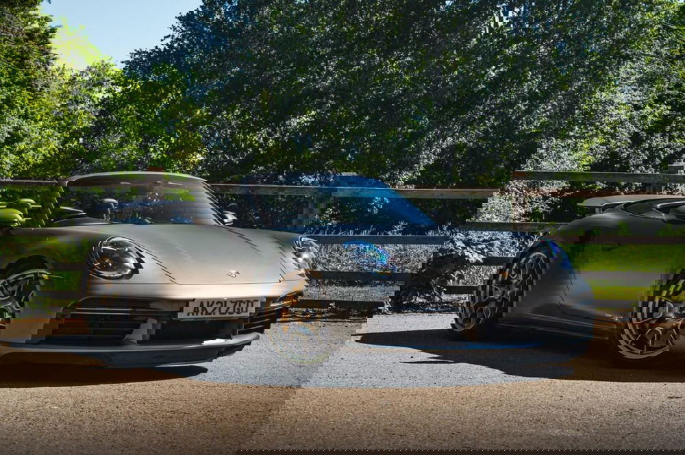 Porsche 911