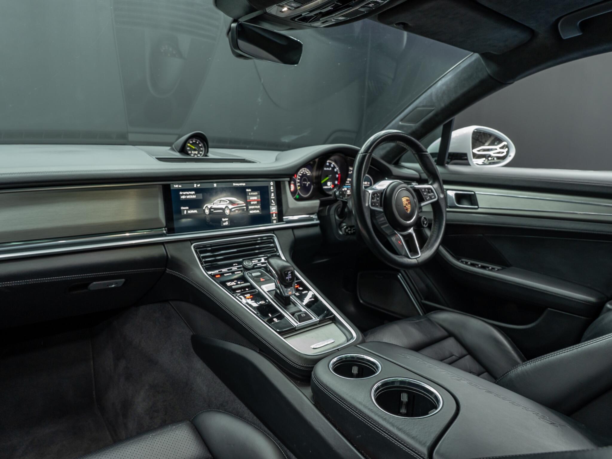 Porsche Panamera 4.0 V8 E-Hybrid 14kWh Turbo S Saloon PDK 4WD Euro 6 (s/s) 5dr 5dr Automatic 2026