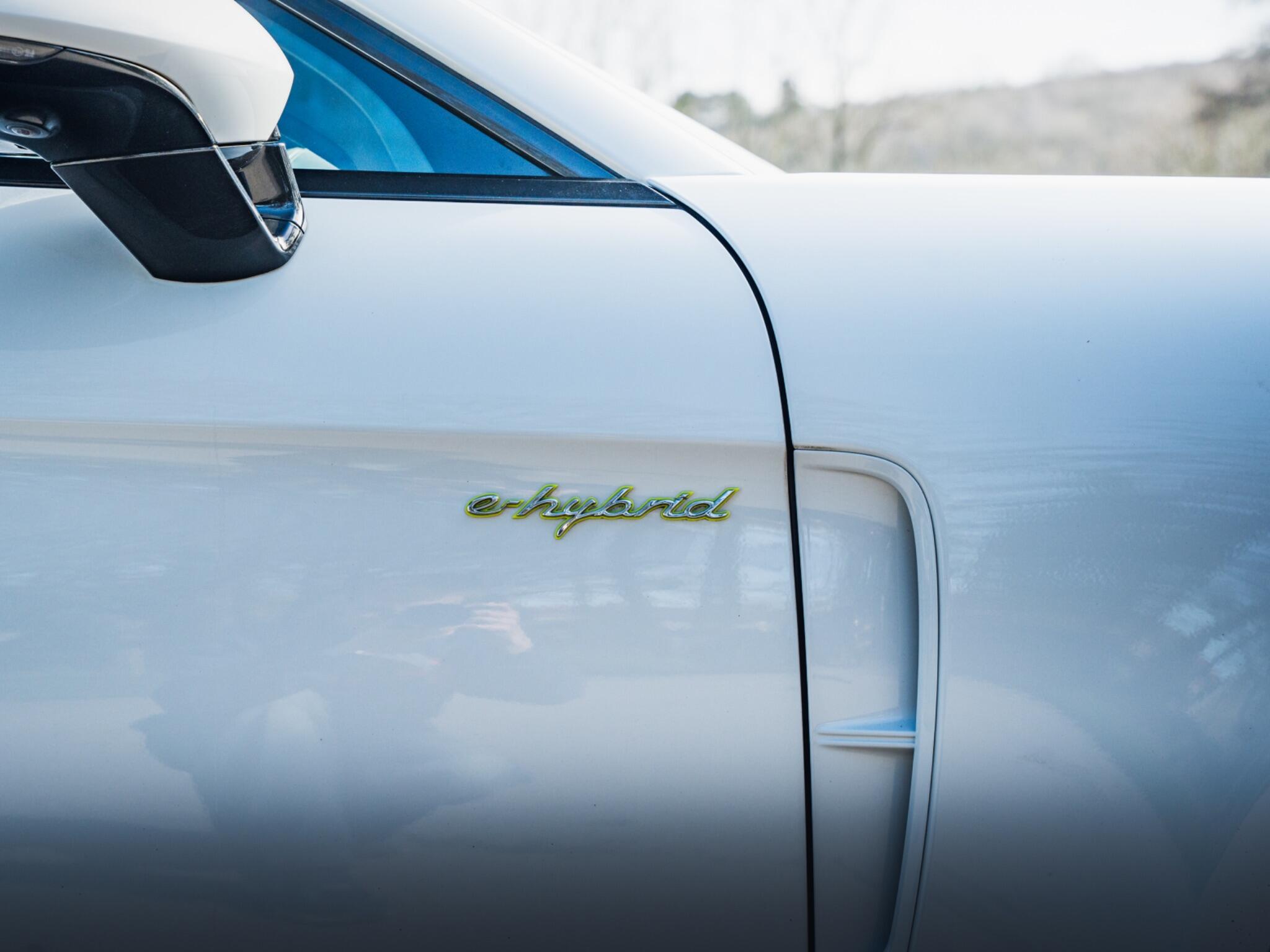 Porsche Panamera 4.0 V8 E-Hybrid 14kWh Turbo S Saloon PDK 4WD Euro 6 (s/s) 5dr 5dr Automatic 2026