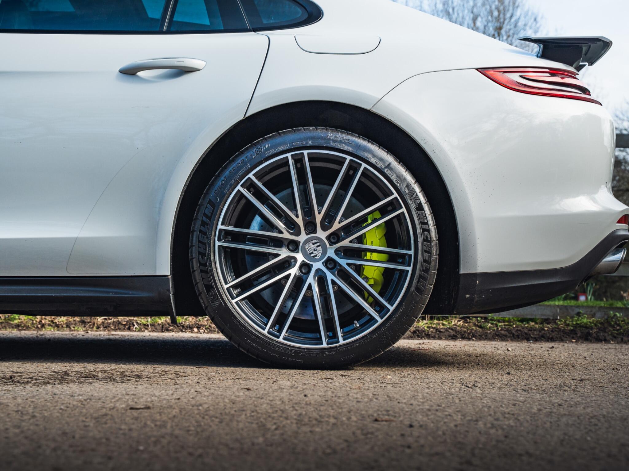 Porsche Panamera 4.0 V8 E-Hybrid 14kWh Turbo S Saloon PDK 4WD Euro 6 (s/s) 5dr 5dr Automatic 2026