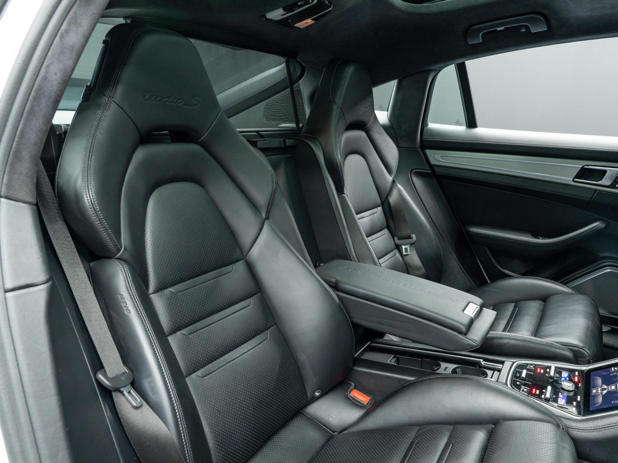 Porsche Panamera 4.0 V8 E-Hybrid 14kWh Turbo S Saloon PDK 4WD Euro 6 (s/s) 5dr 5dr Automatic 2026