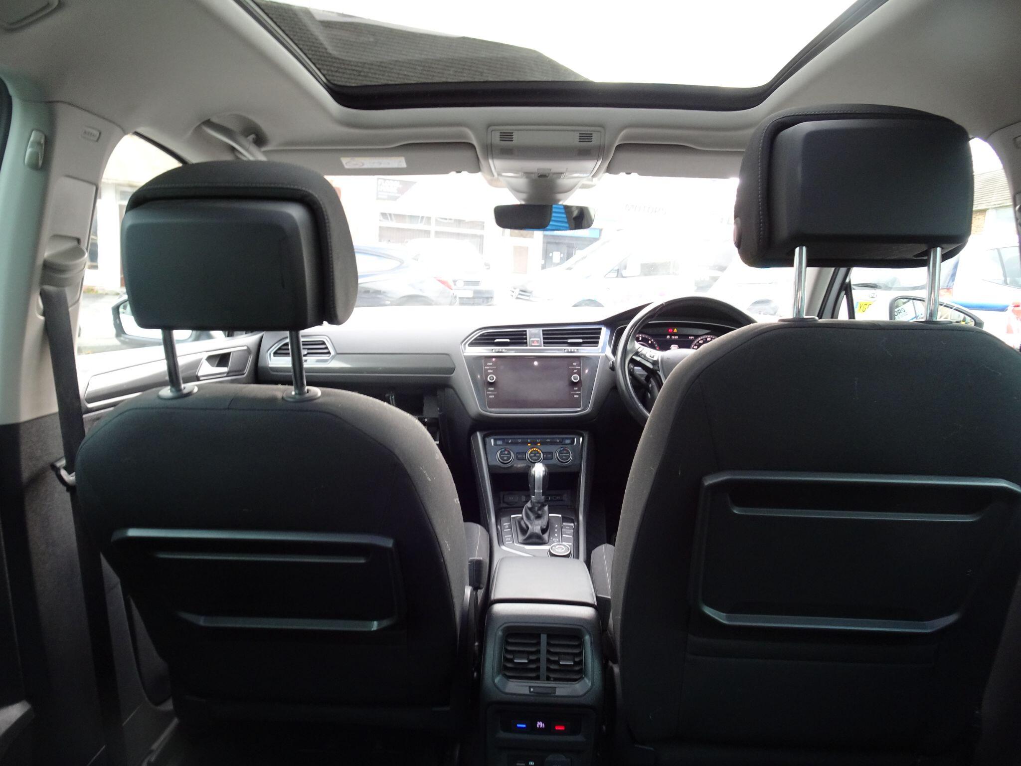 Volkswagen Tiguan 2.0 TDI SEL DSG 4Motion Euro 6 (s/s) 5dr 5dr Automatic 2018