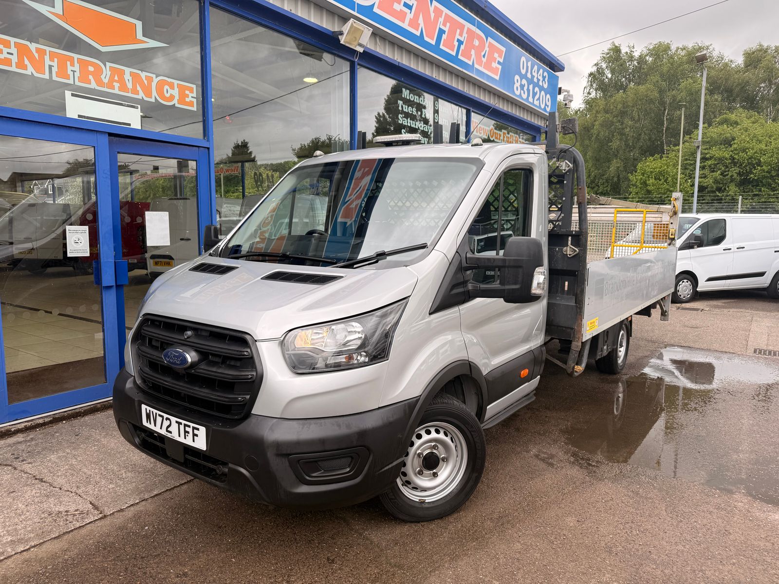 2022 Ford Transit 2.0 350 EcoBlue HD Leader Flatbed Dropside 2dr Diesel Manual RWD L4 Euro 6