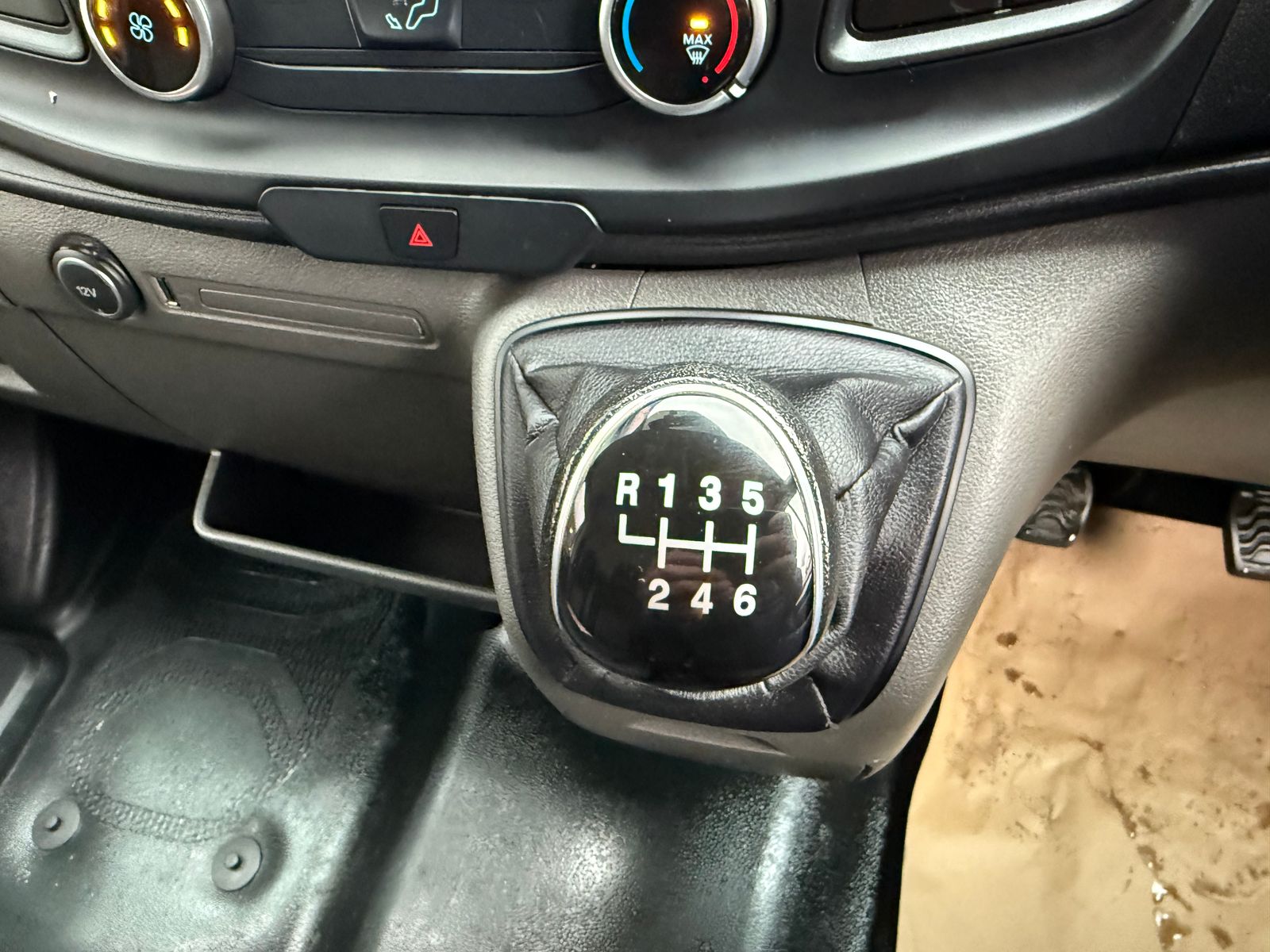 2020 Ford Transit 2.0L Diesel Manual - 116k Miles - Thumbnail 15