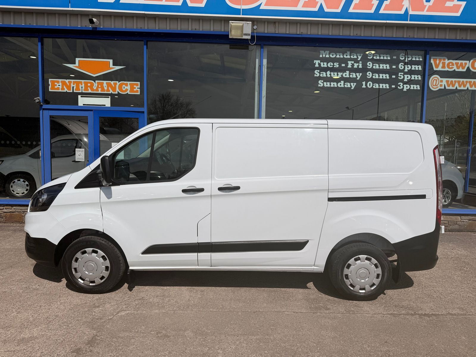 2022 Ford Transit Custom 2.0 300 EcoBlue Leader Panel Van 5dr Diesel Manual L1 H1 Euro 6 105 ps, exterior view 3