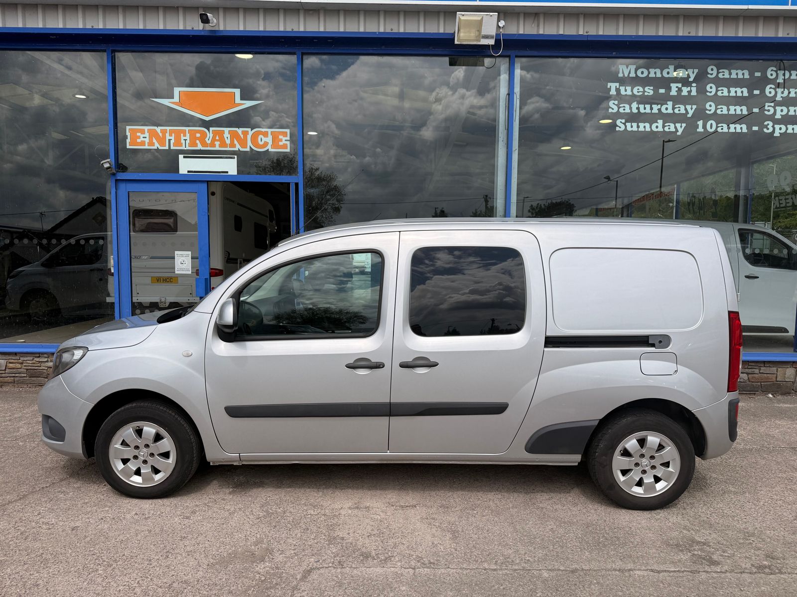 2016 Mercedes-Benz Citan 1.5 111 CDI Crew Van Double Cab 6dr Diesel Manual L3 Euro 5 110 ps, exterior view 3
