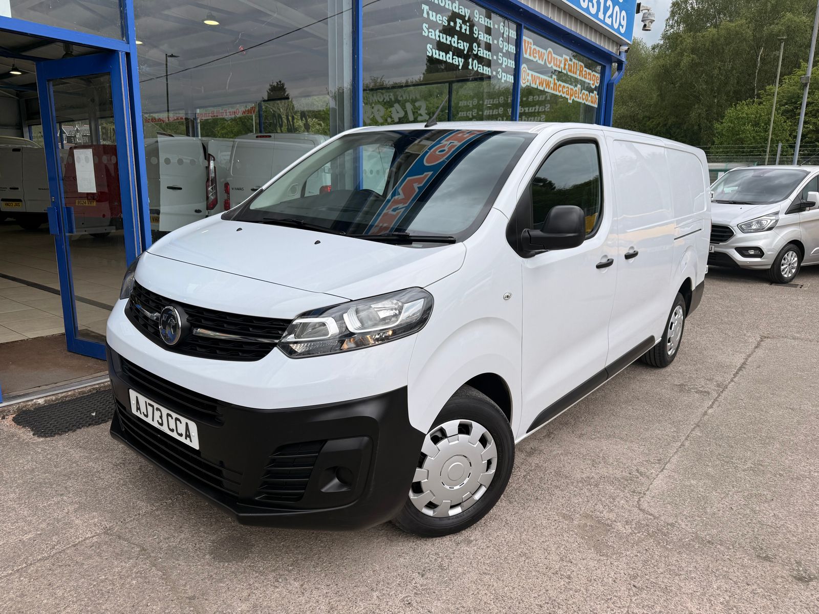 2023 Vauxhall Vivaro 1.5 Turbo D 2900 Prime Panel Van 6dr Diesel Manual L2 H1 Euro 6 100 ps for sale, exterior front view