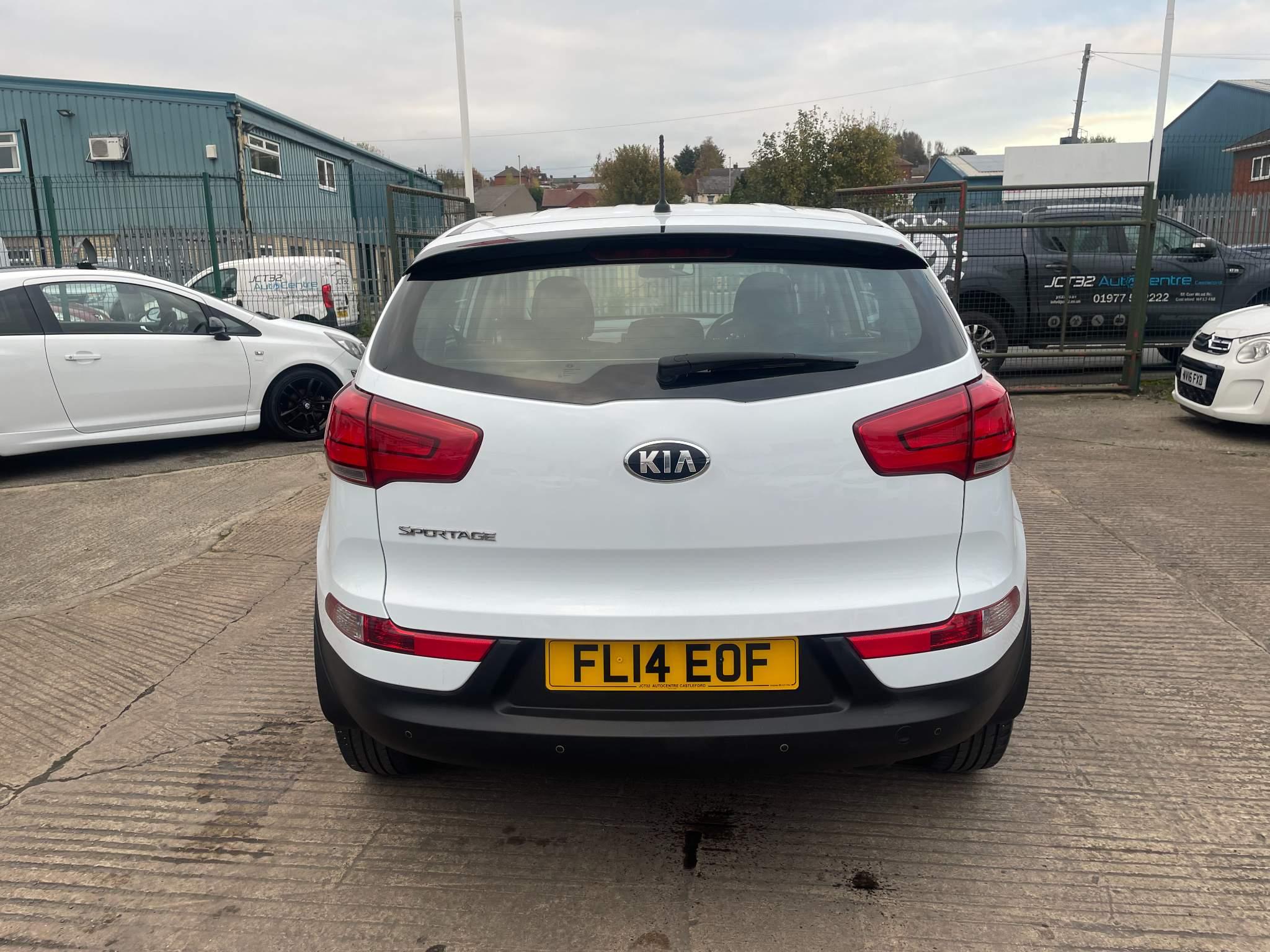 Kia Sportage 1.6 GDi 1 2WD Euro 5 5dr 5dr Manual 2014