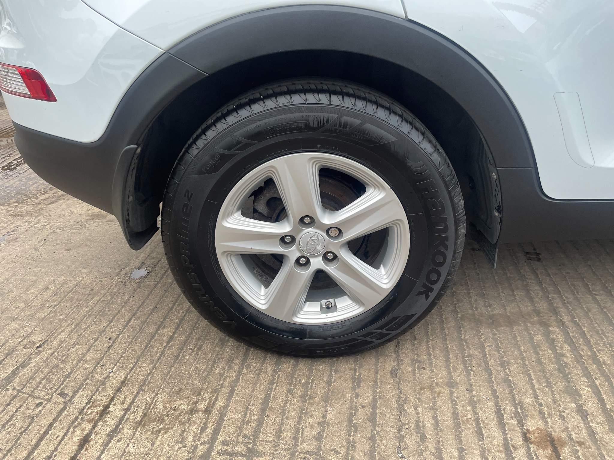 Kia Sportage 1.6 GDi 1 2WD Euro 5 5dr 5dr Manual 2014