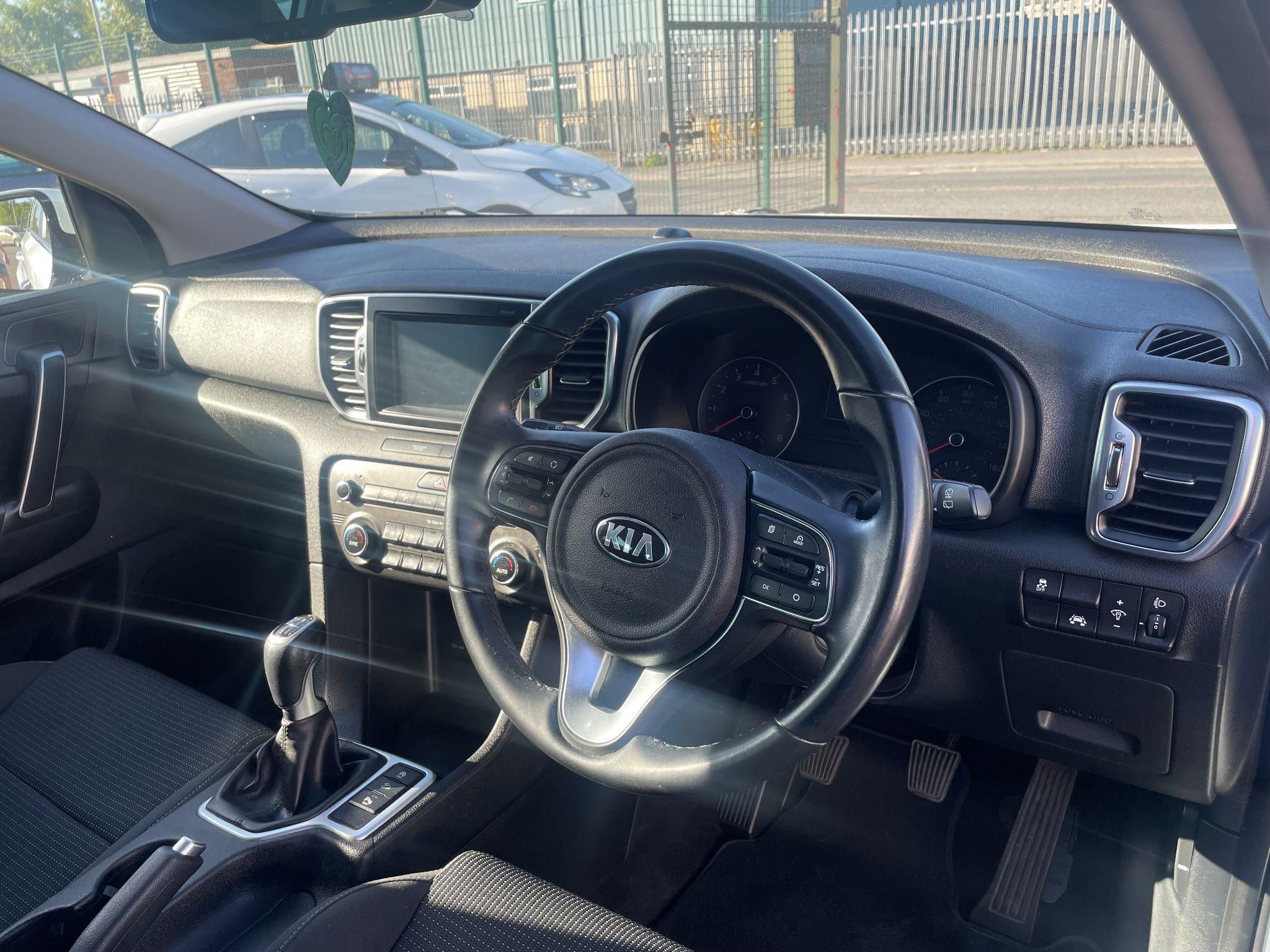 Kia Sportage 1.6 GDi 2 Euro 6 (s/s) 5dr 5dr Manual 2016
