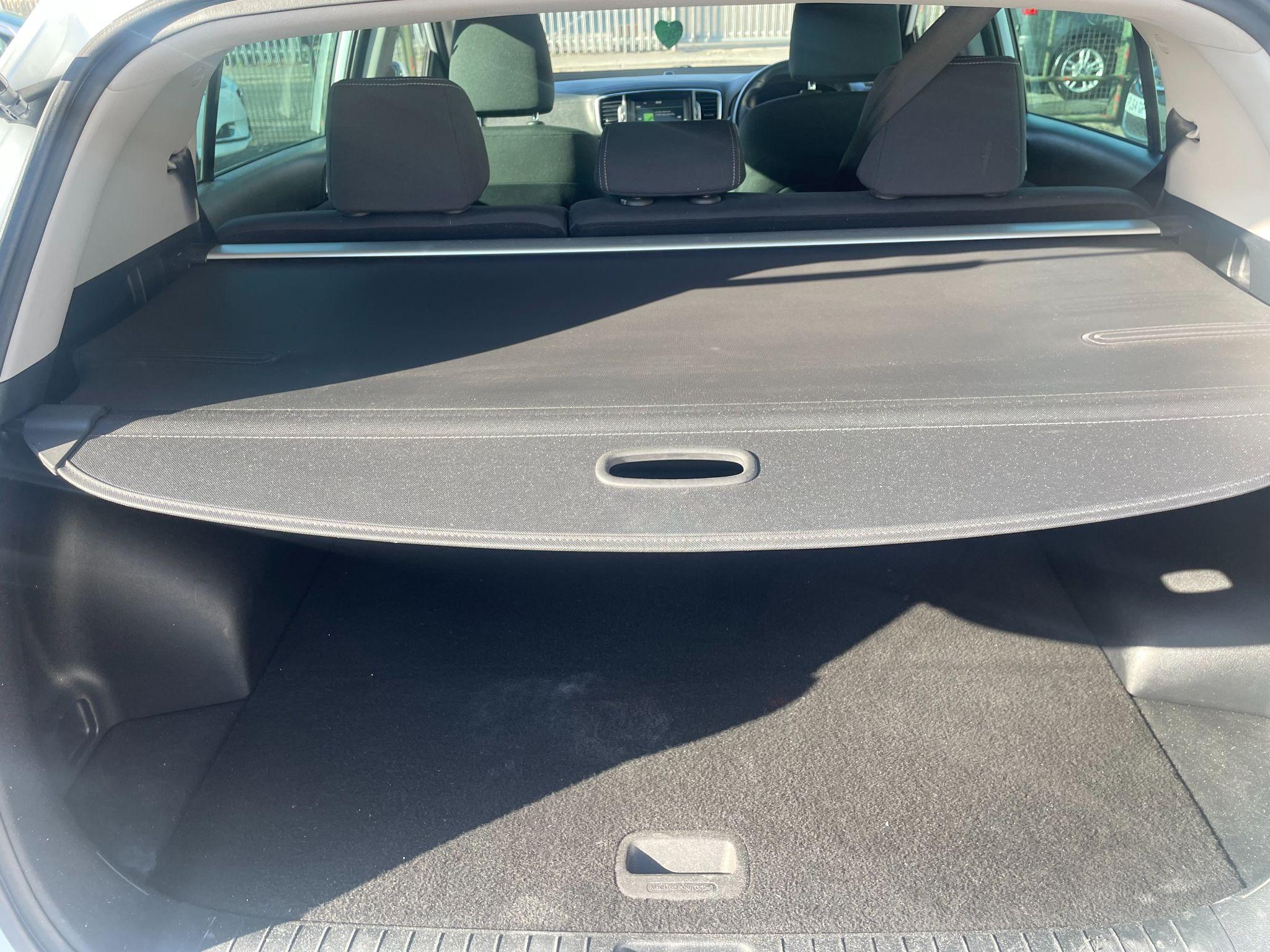 Kia Sportage 1.6 GDi 2 Euro 6 (s/s) 5dr 5dr Manual 2016