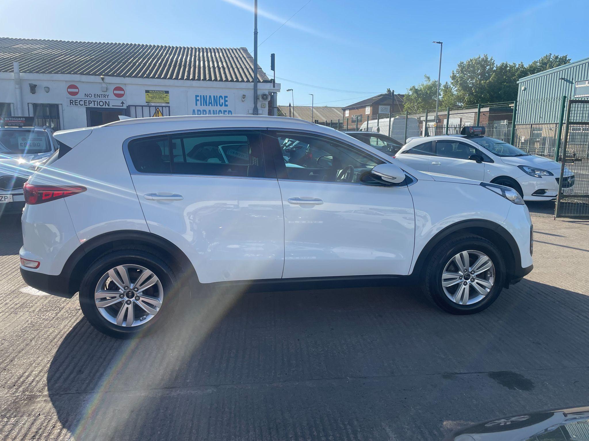 Kia Sportage 1.6 GDi 2 Euro 6 (s/s) 5dr 5dr Manual 2016