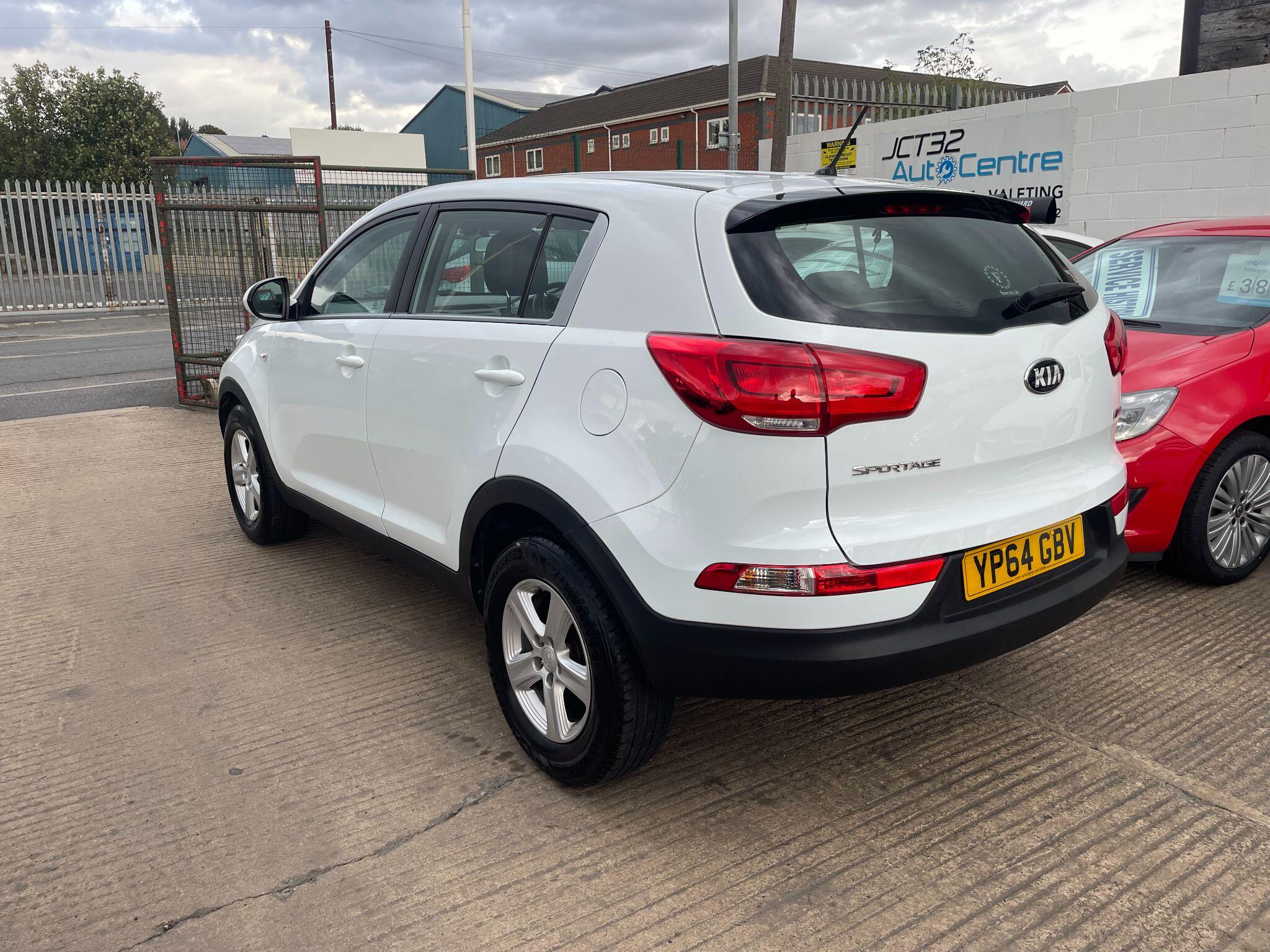 Kia Sportage 1.7 CRDi EcoDynamics 1 2WD Euro 5 (s/s) 5dr 5dr Manual 2014