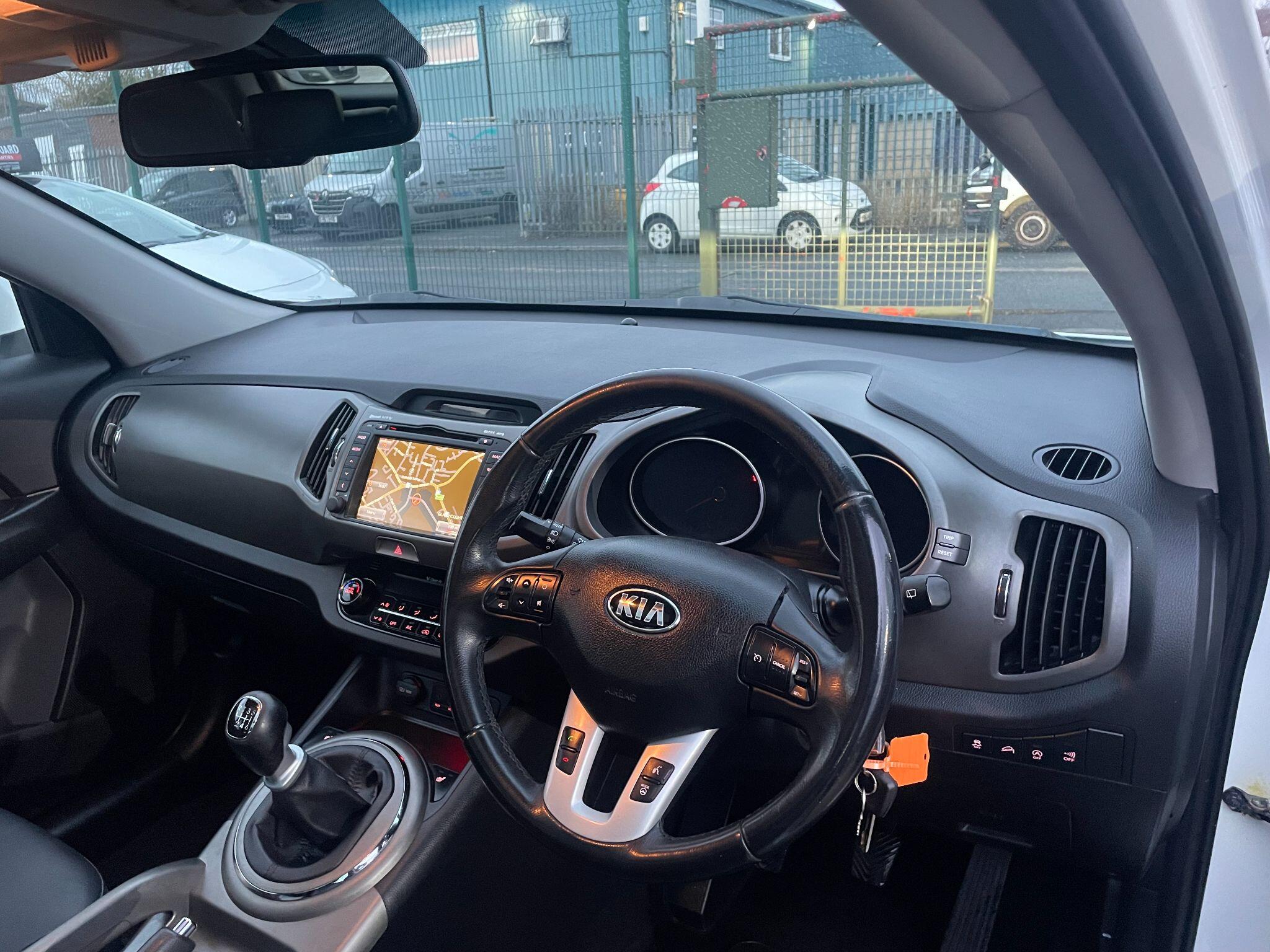 Kia Sportage 1.7 CRDi EcoDynamics 3 2WD Euro 5 (s/s) 5dr 5dr Manual 2014